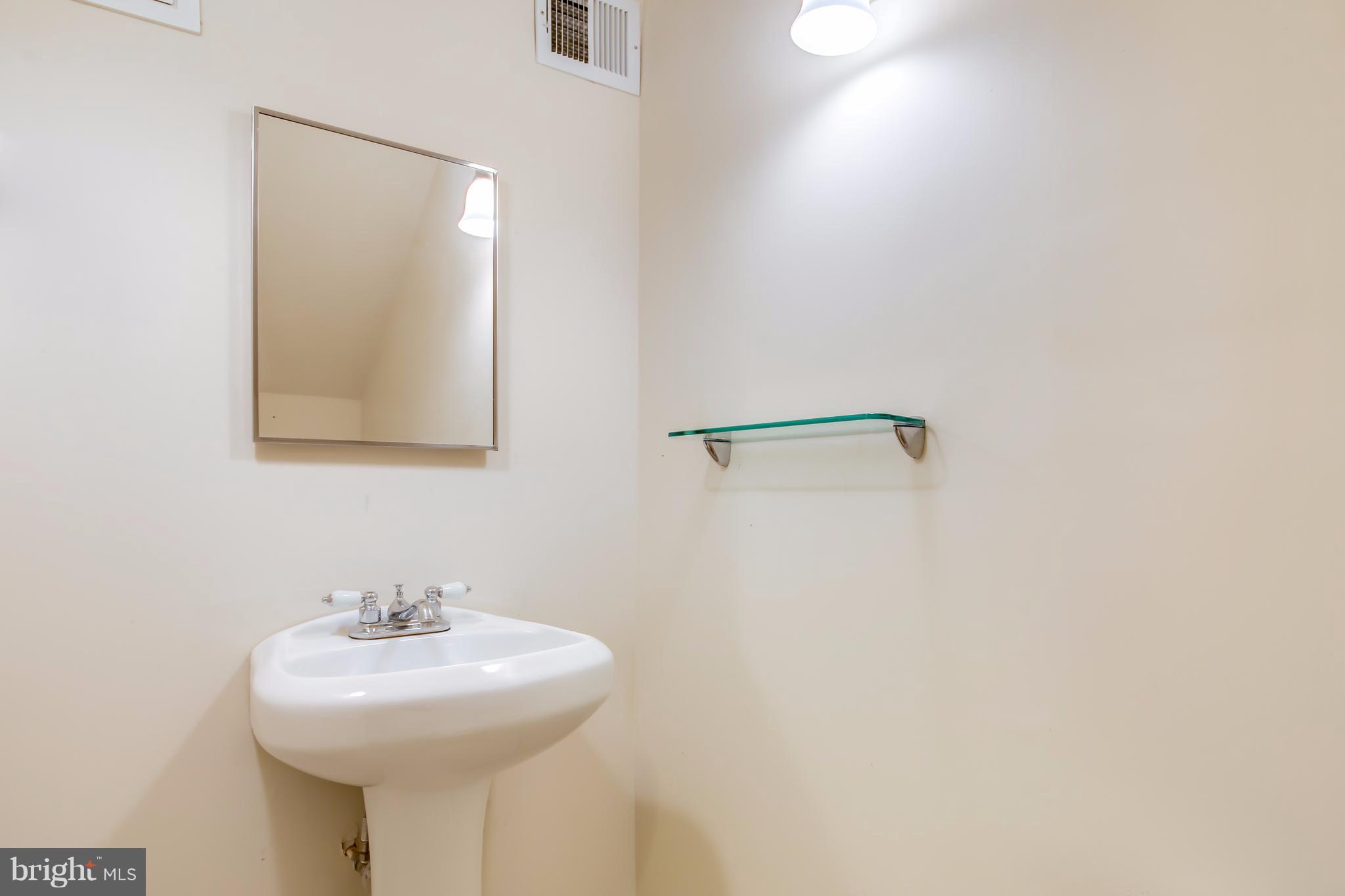 HAWKS VIEW GLEN - Residential