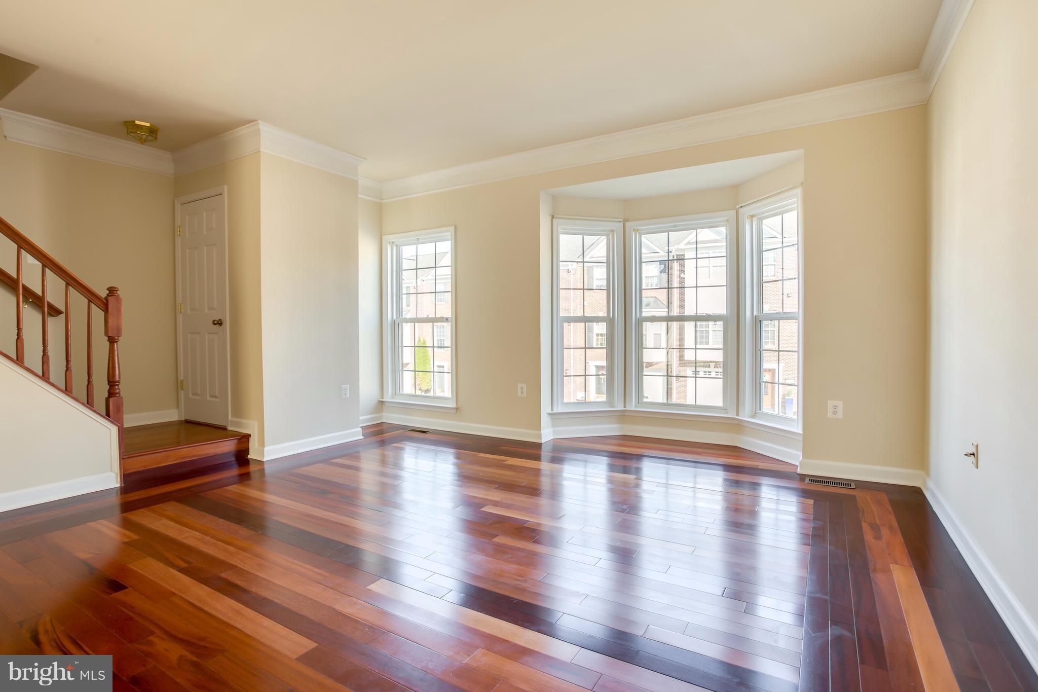 HAWKS VIEW GLEN - Residential