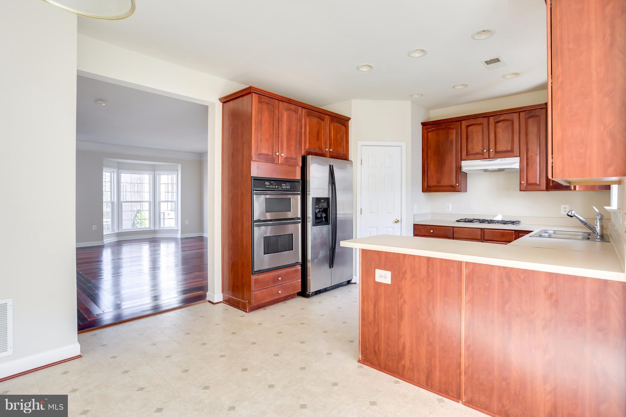 HAWKS VIEW GLEN - Residential