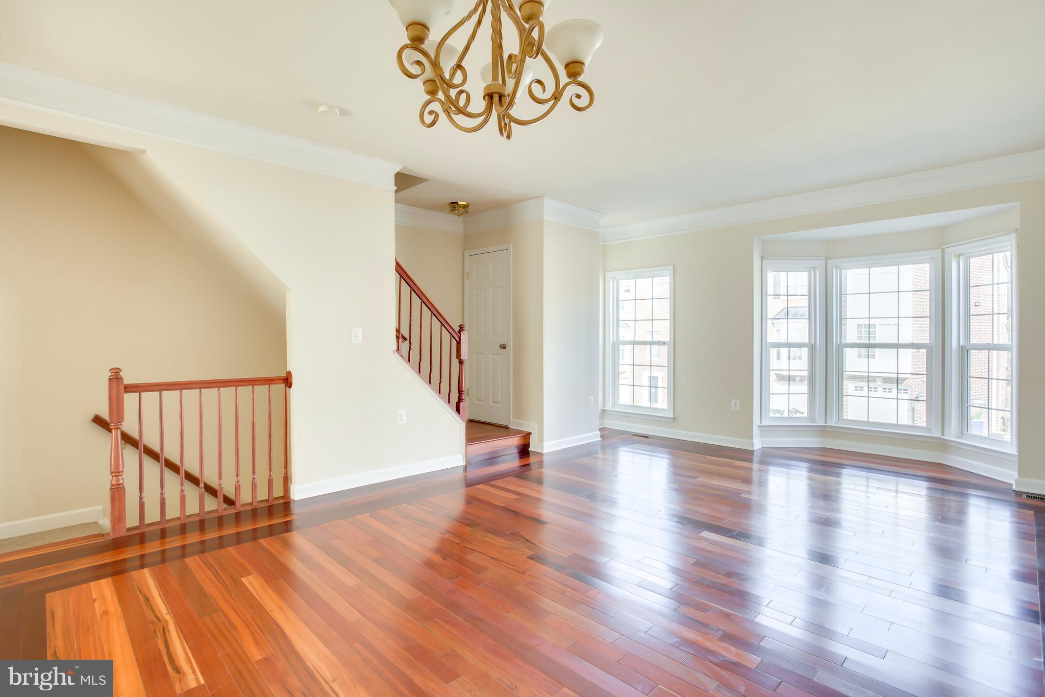 HAWKS VIEW GLEN - Residential