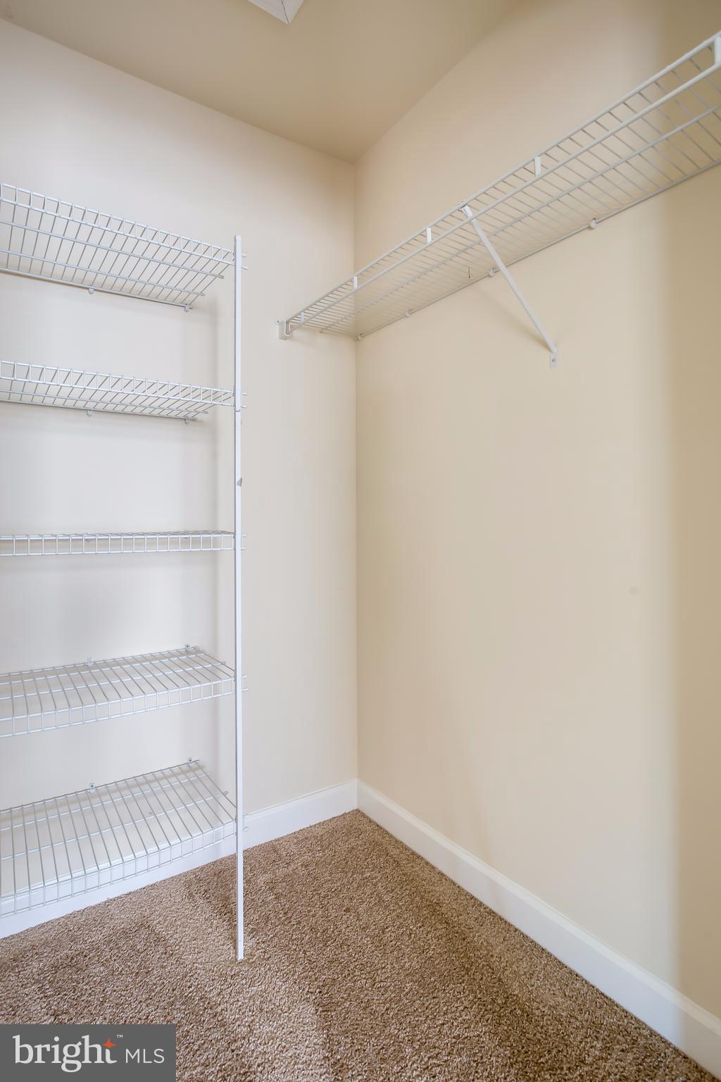 HAWKS VIEW GLEN - Residential