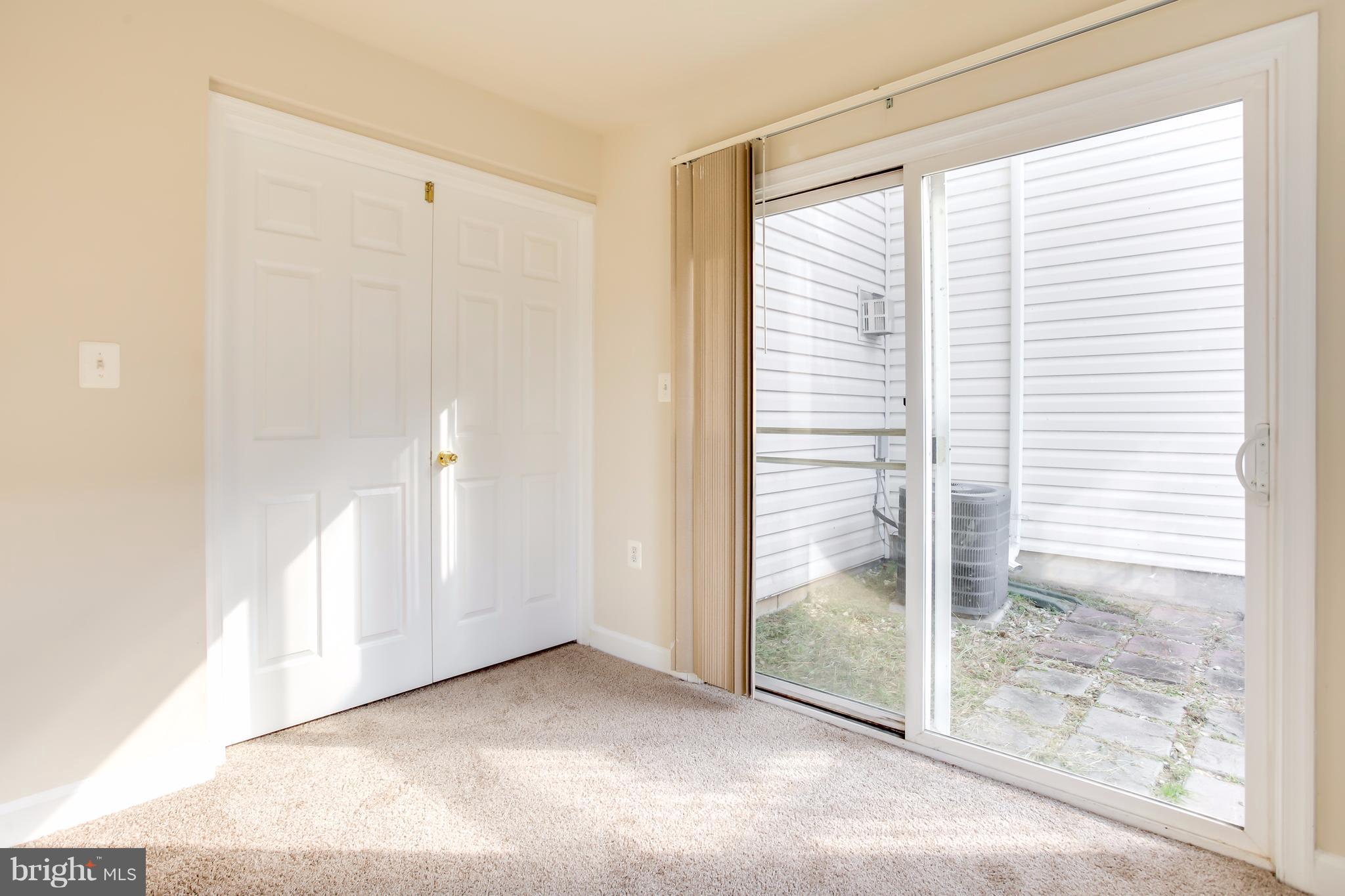 HAWKS VIEW GLEN - Residential