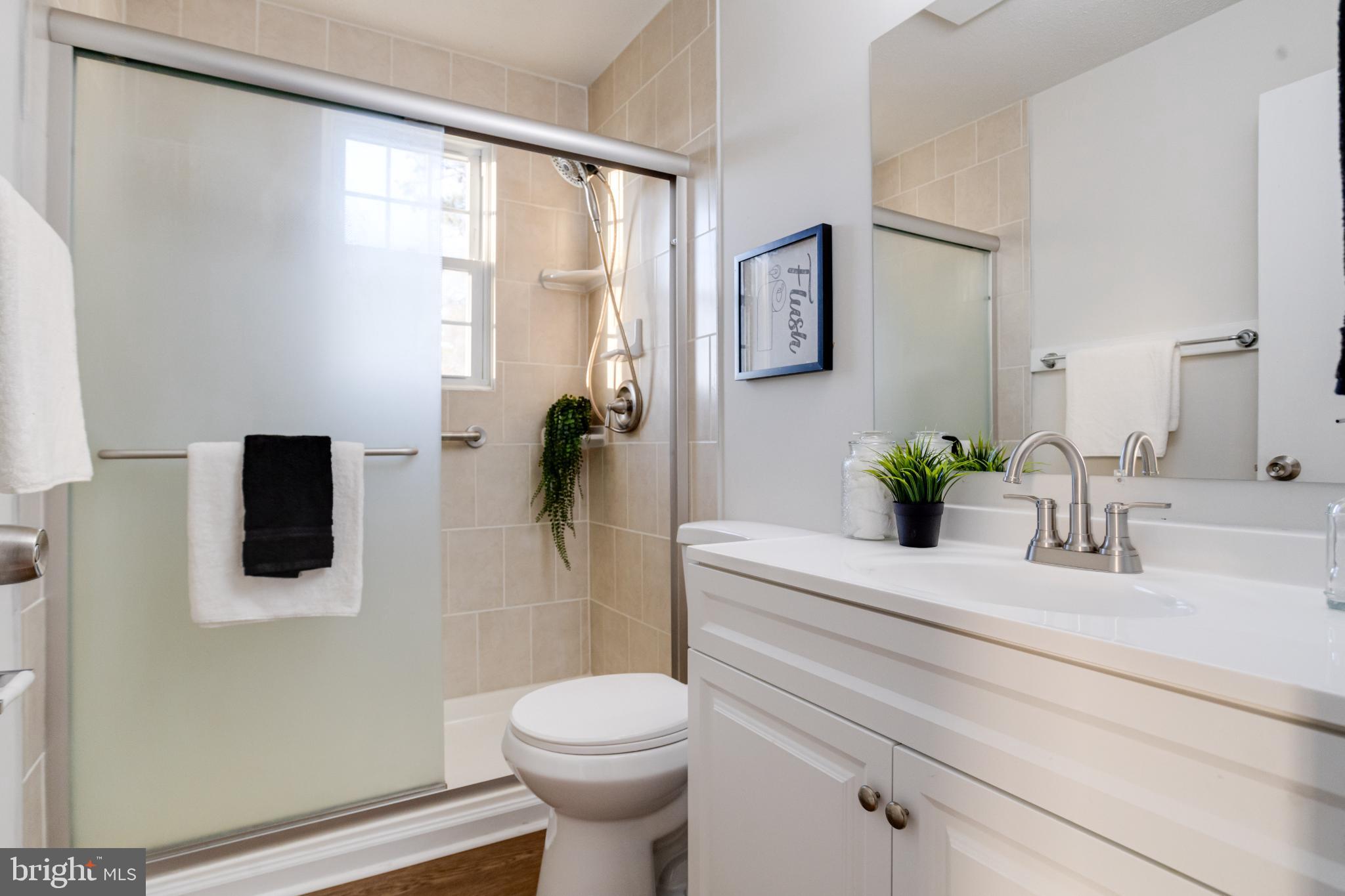 GLENMOORE - Residential