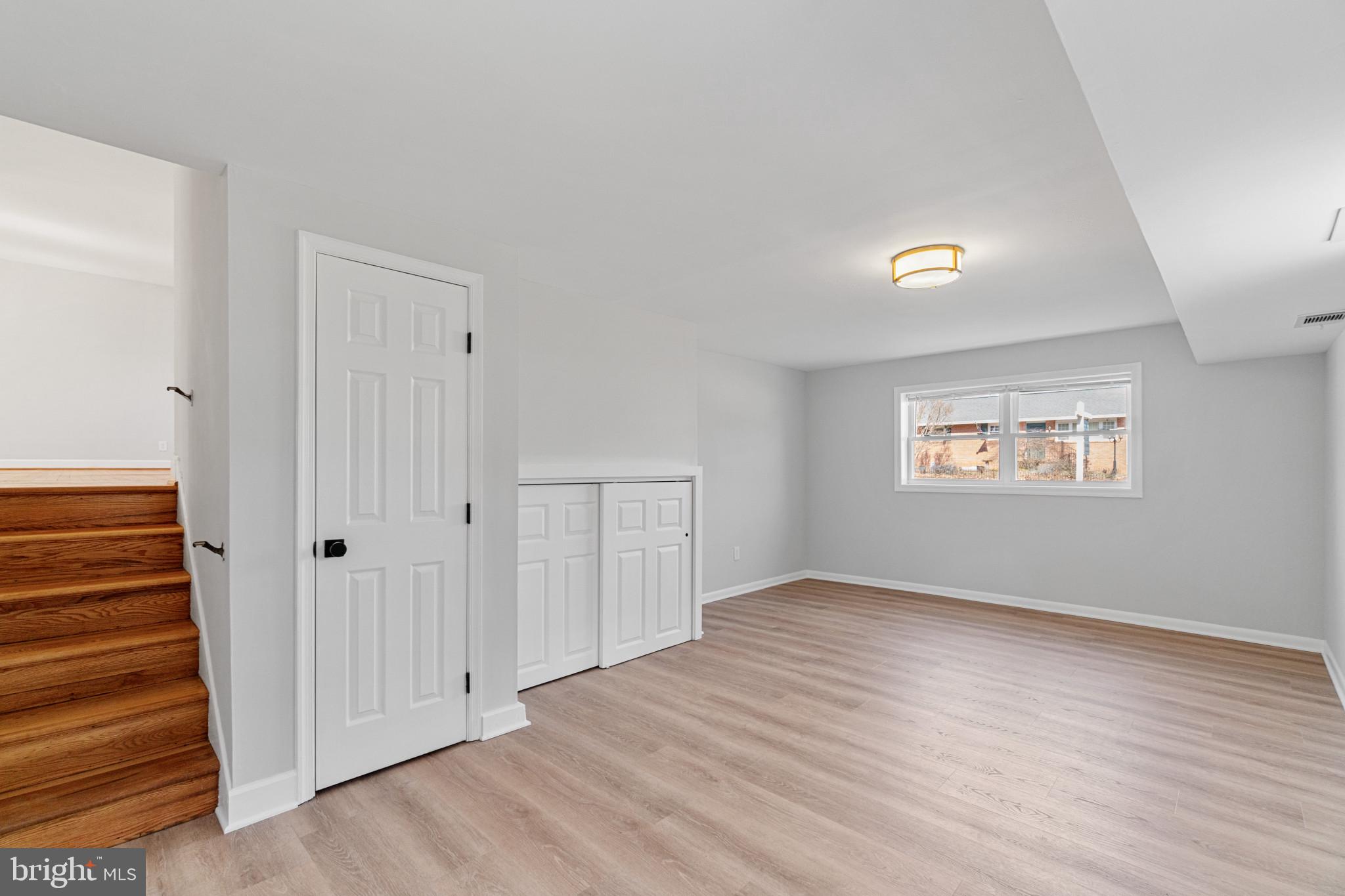 GREENACRES - Residential Lease
