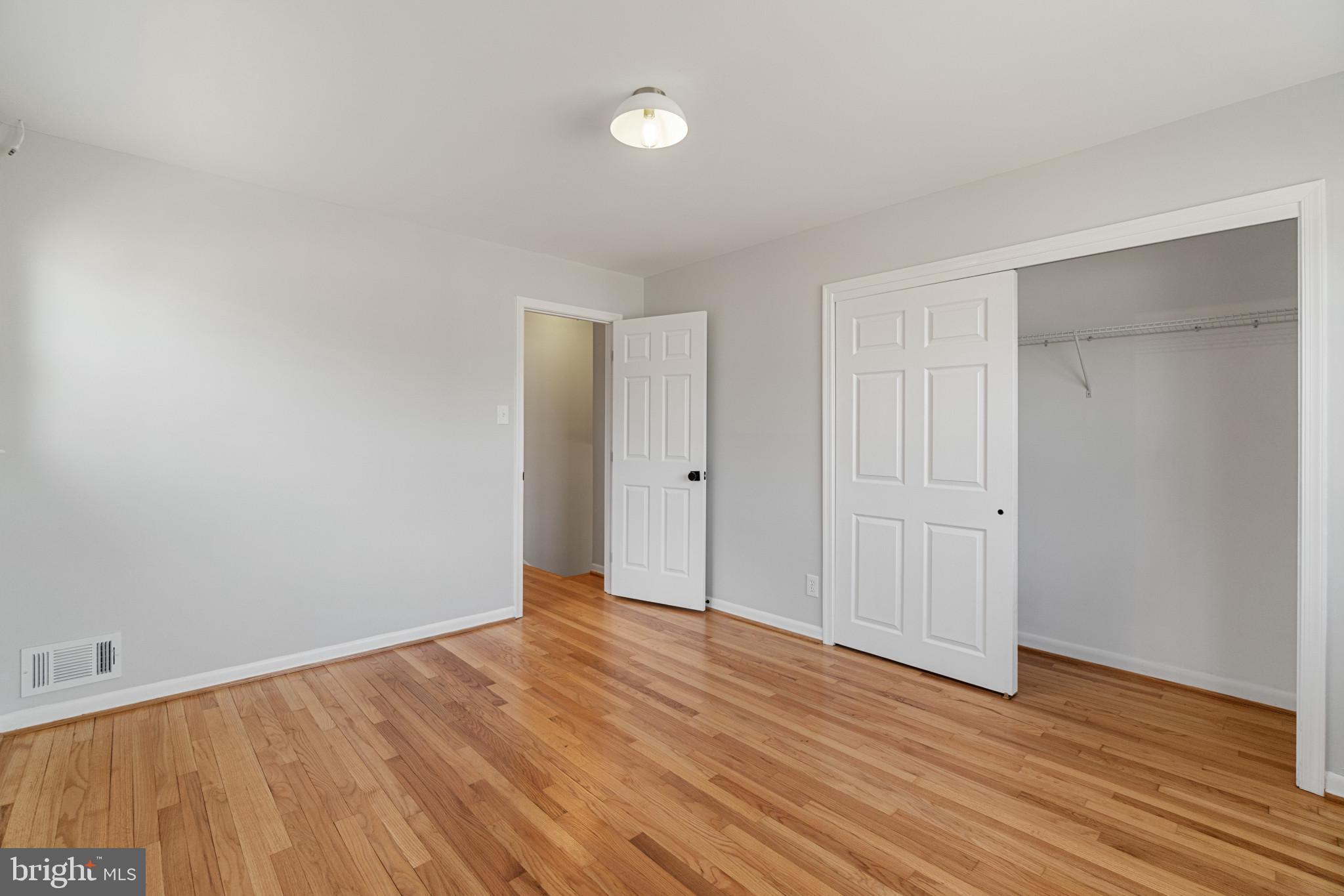 GREENACRES - Residential Lease