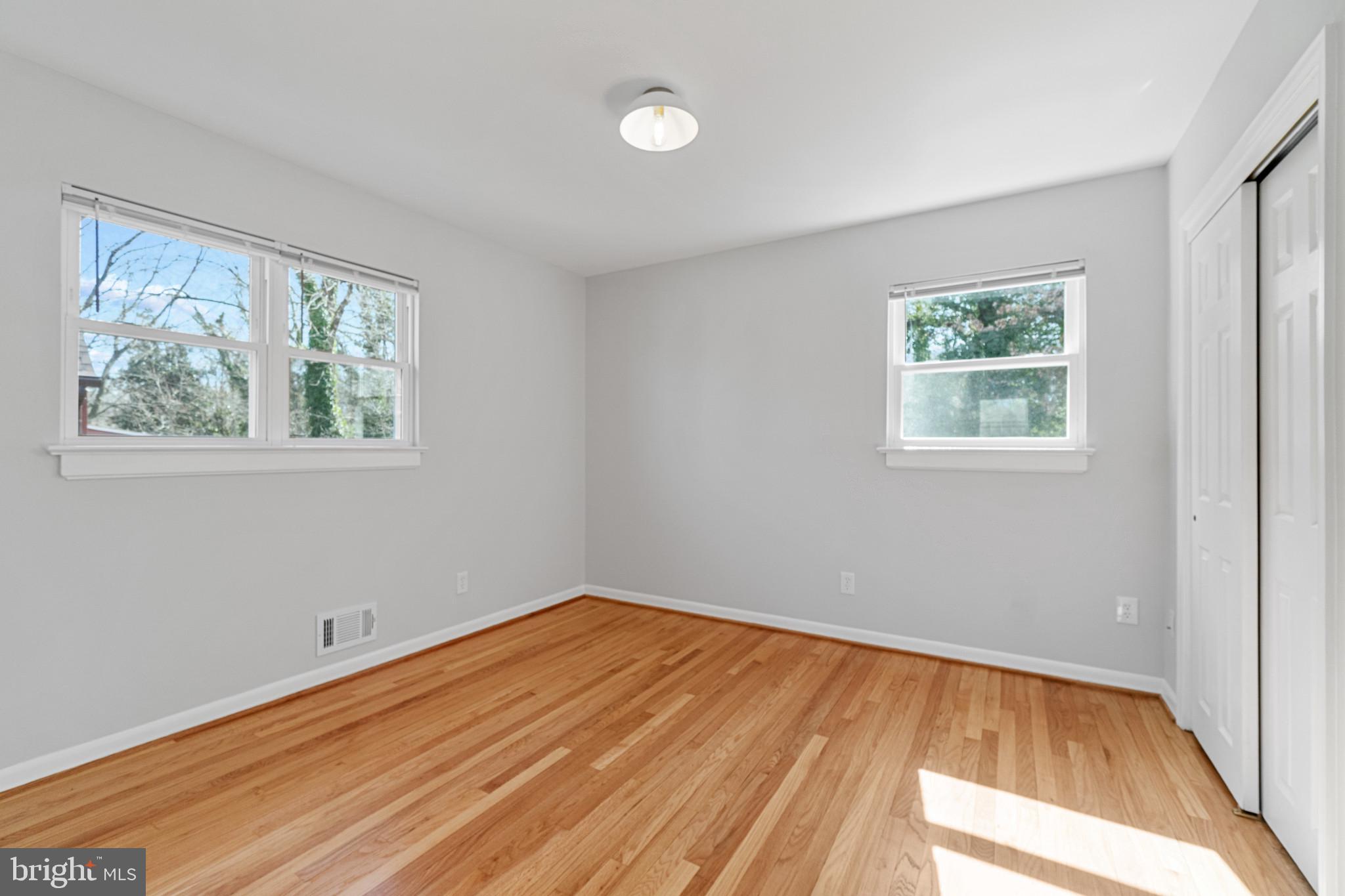 GREENACRES - Residential Lease
