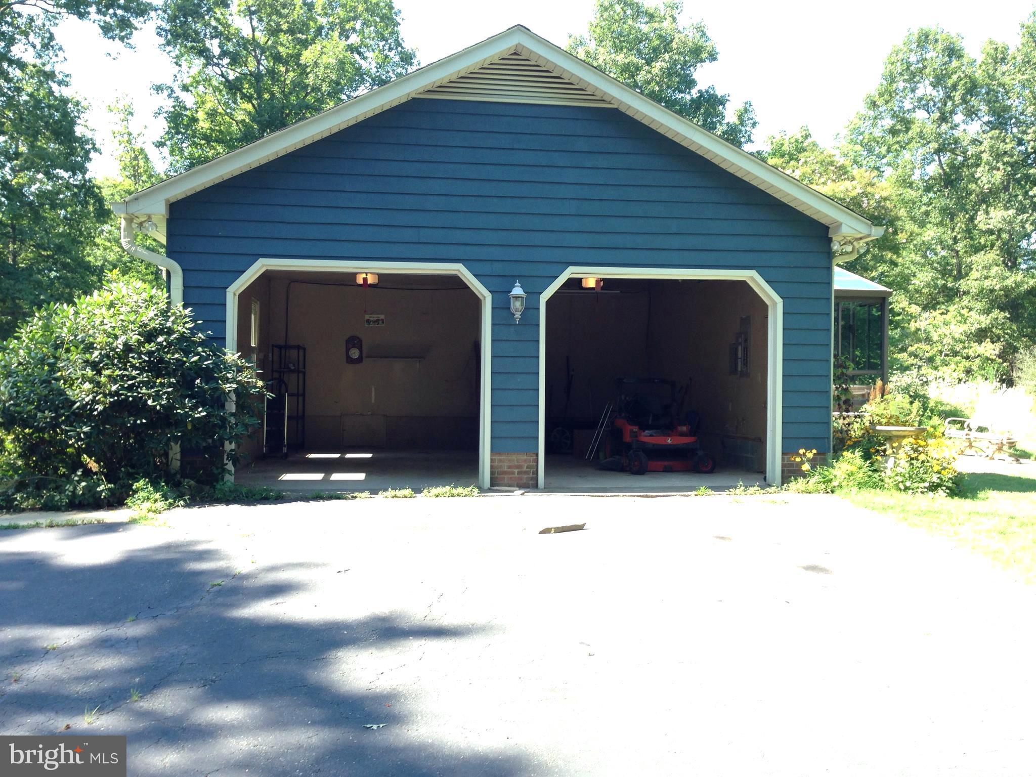 TOWER HILL - Residential