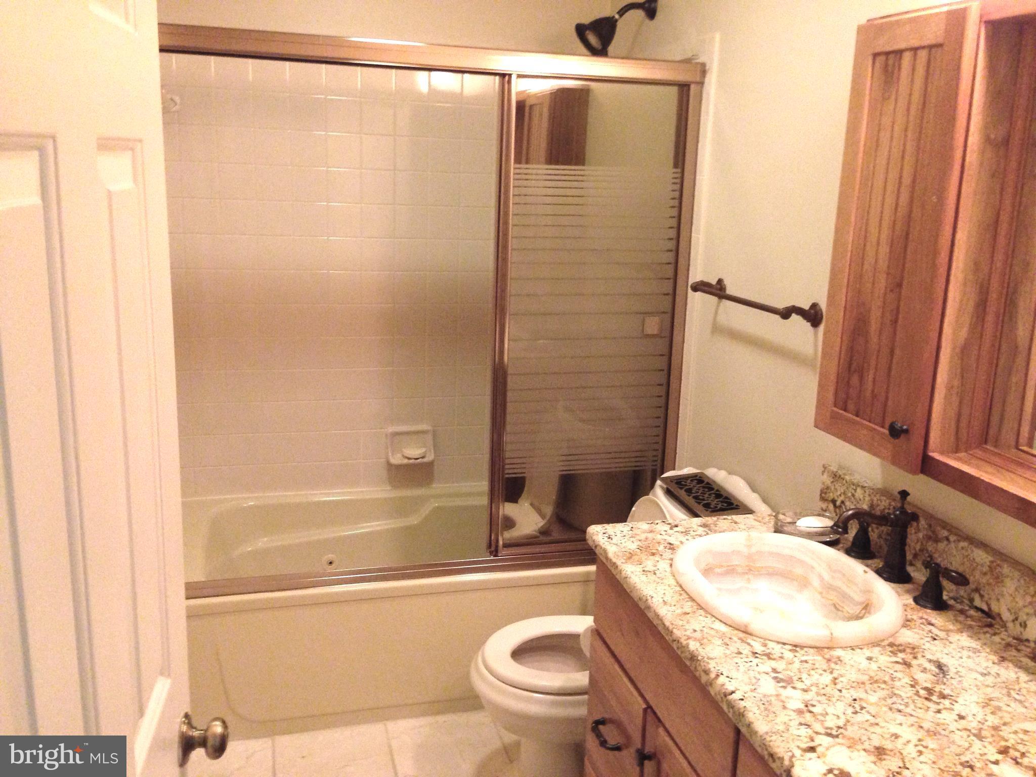 TOWER HILL - Residential