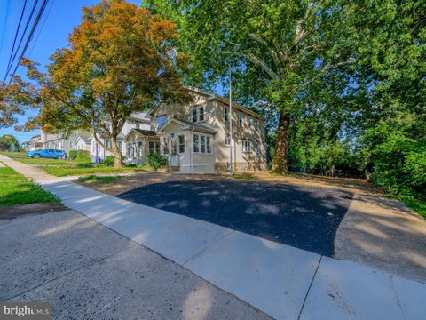 Townhouse For Sale - 624 Seneca Avenue<br/> NORWOOD, PA 19074