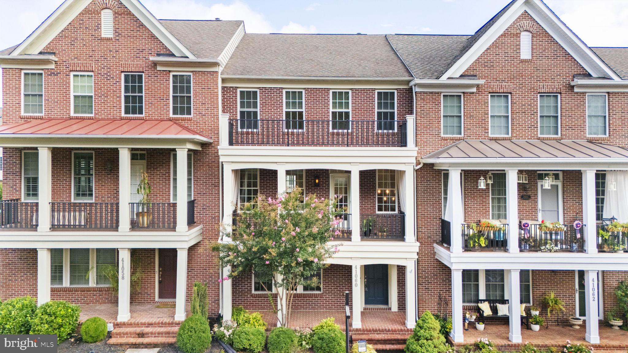 41060 DORATI SQUARE