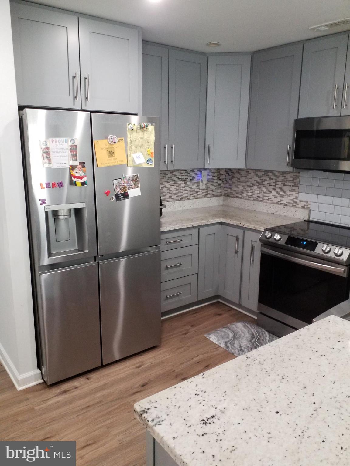 WILLOUGHBY WOODS - Residential