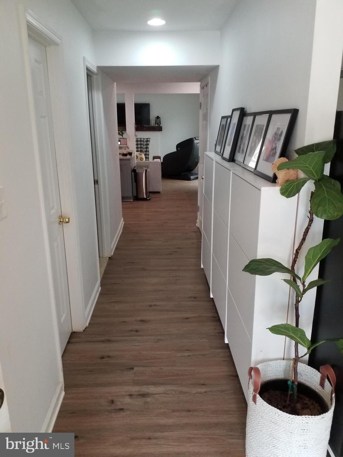 WILLOUGHBY WOODS - Residential