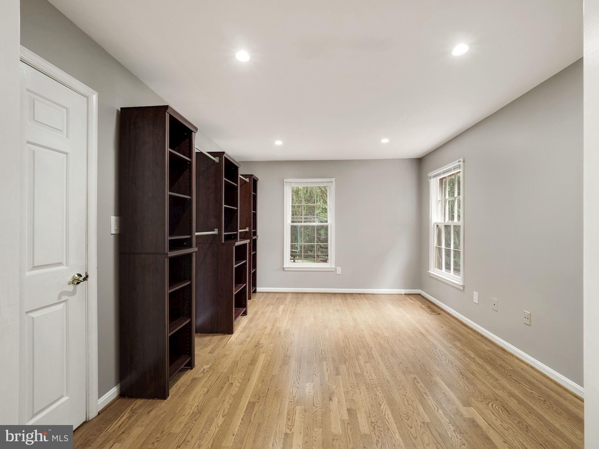 ASHFORD - Residential