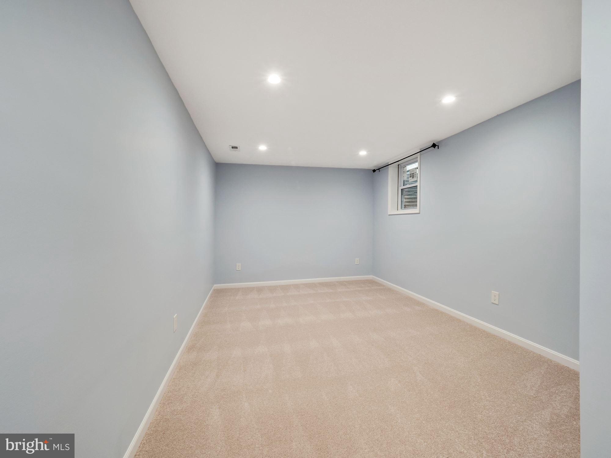 ASHFORD - Residential