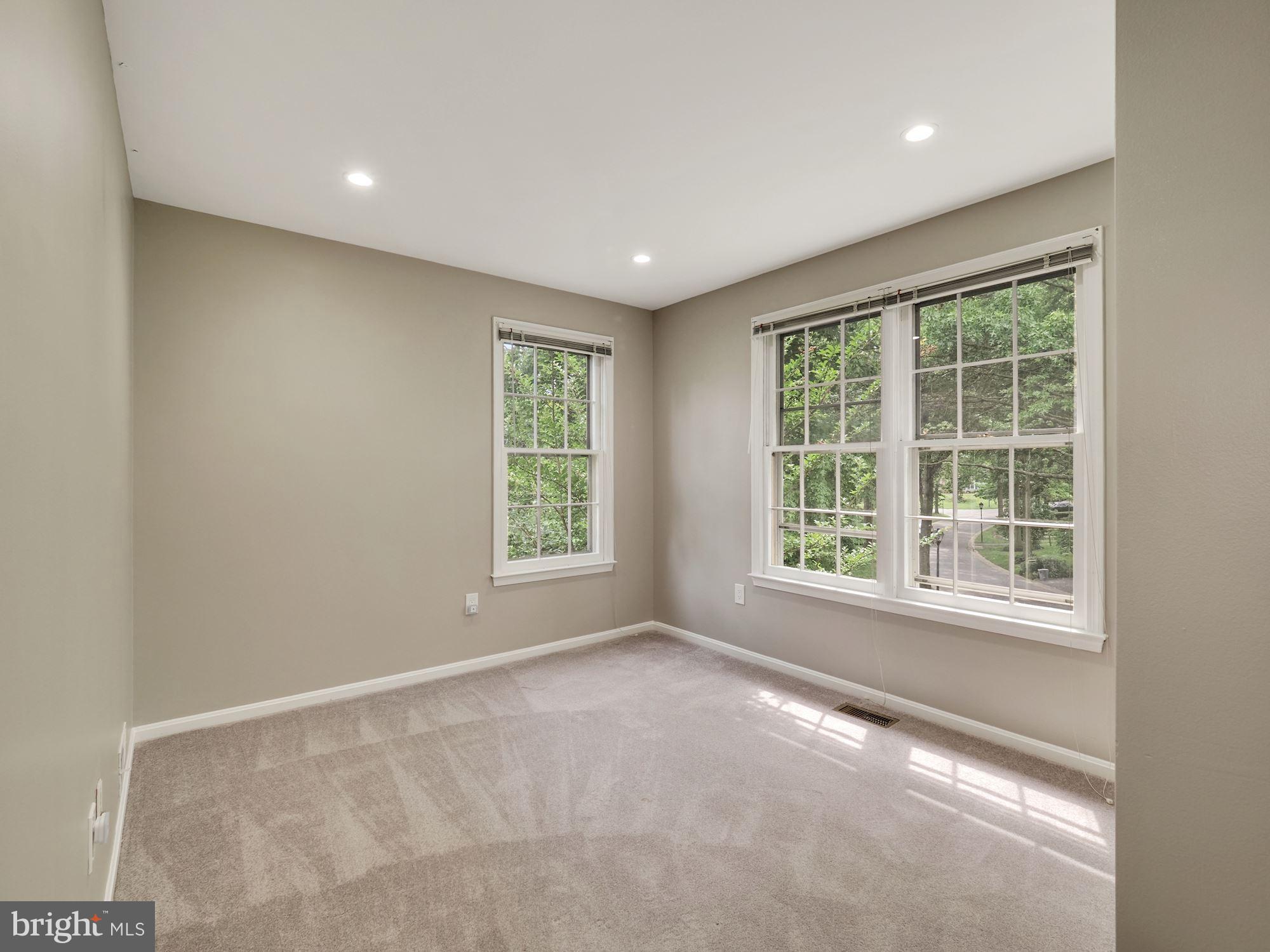 ASHFORD - Residential