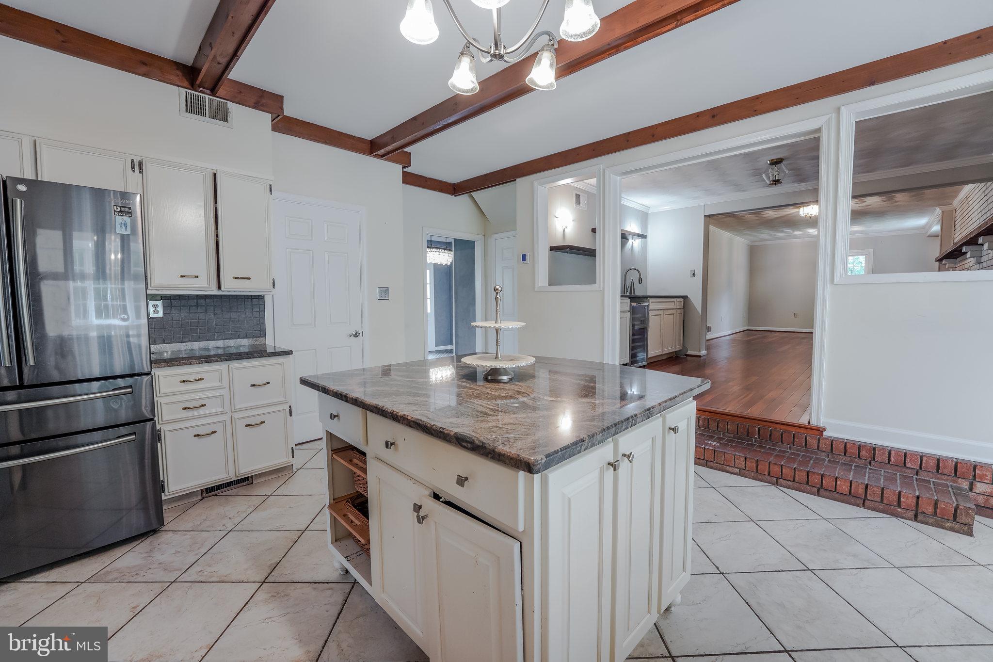 BROCK HALL GARDENS - Residential