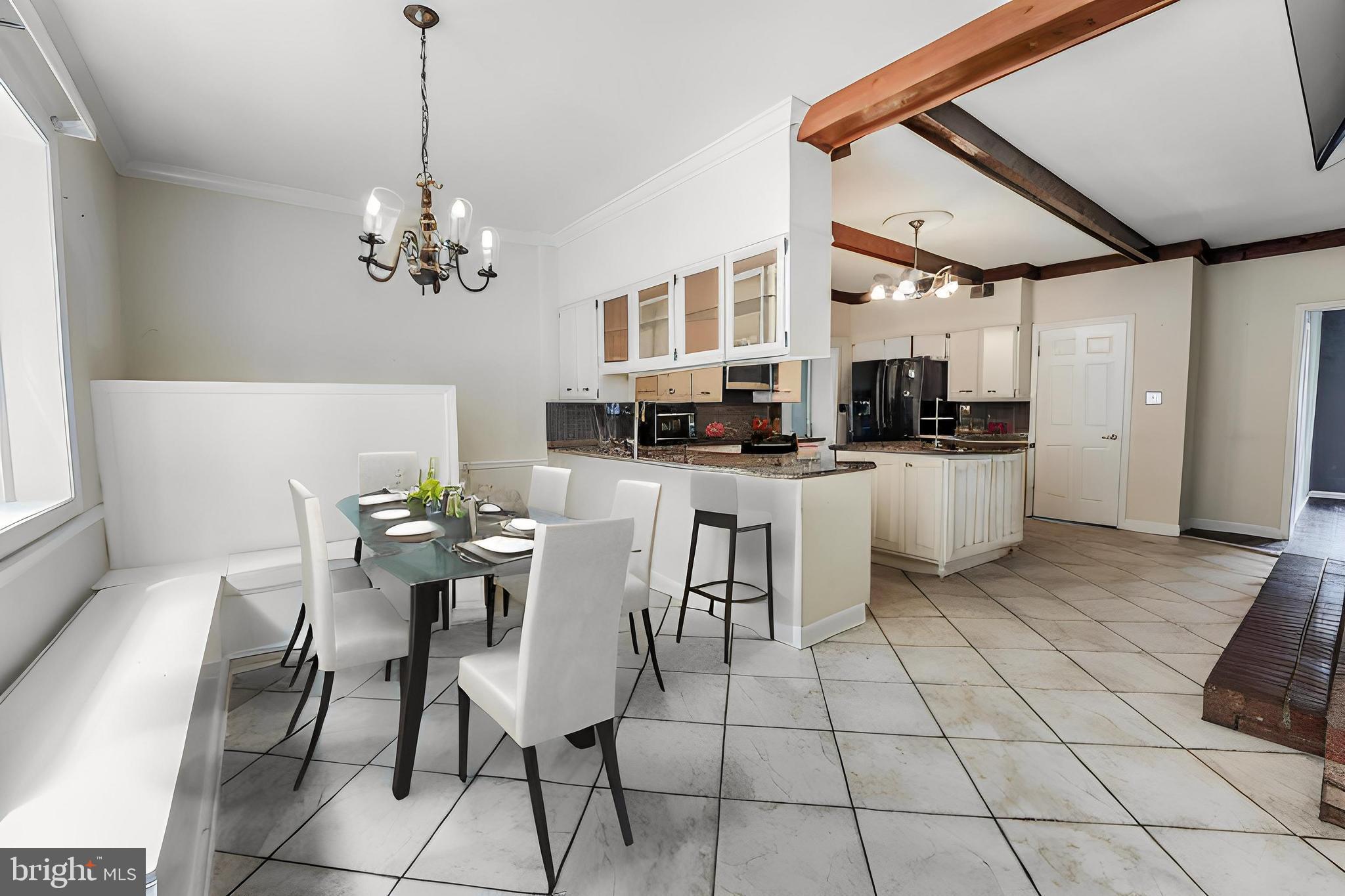 BROCK HALL GARDENS - Residential