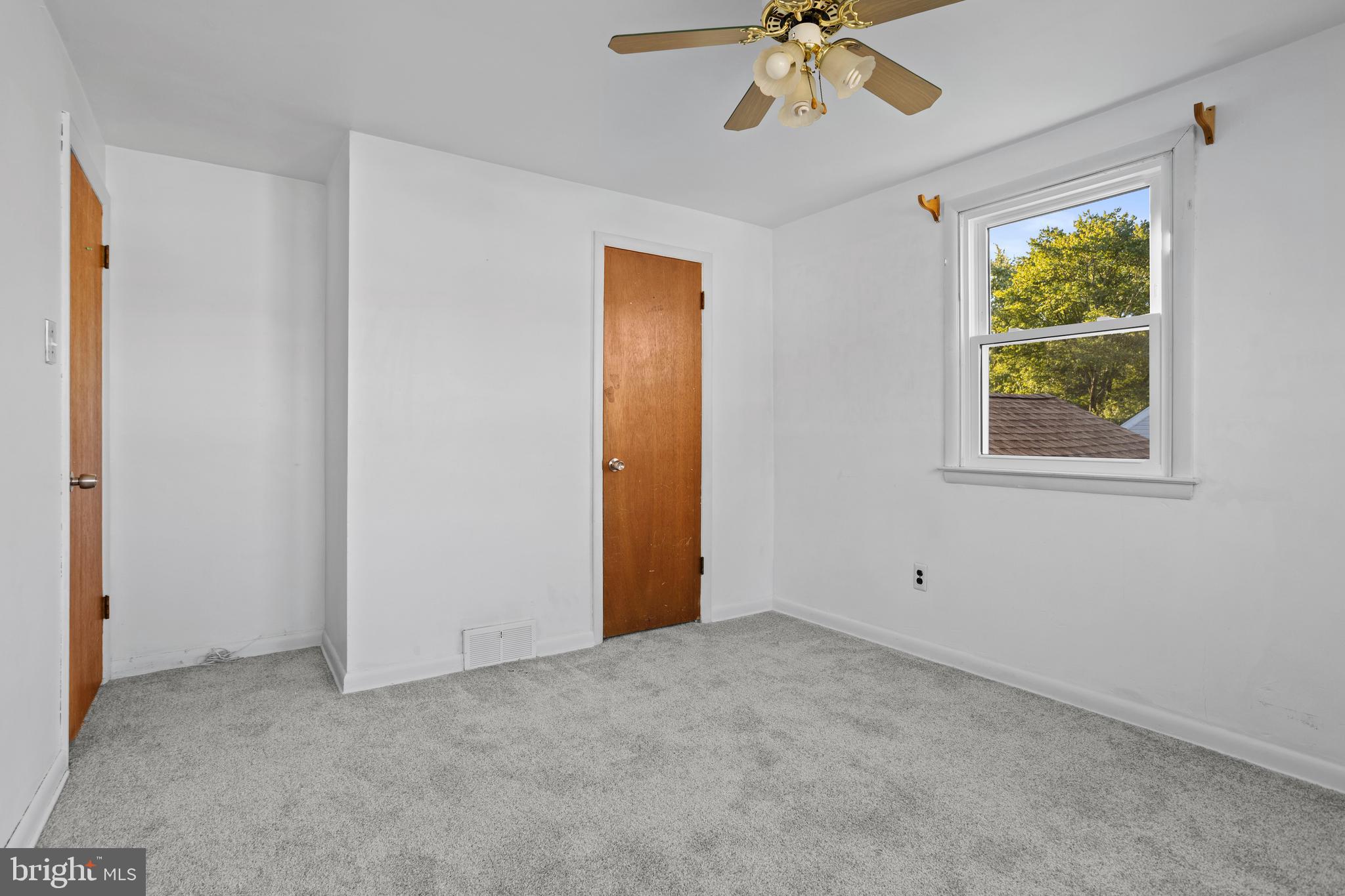 WOODBROOK - Residential