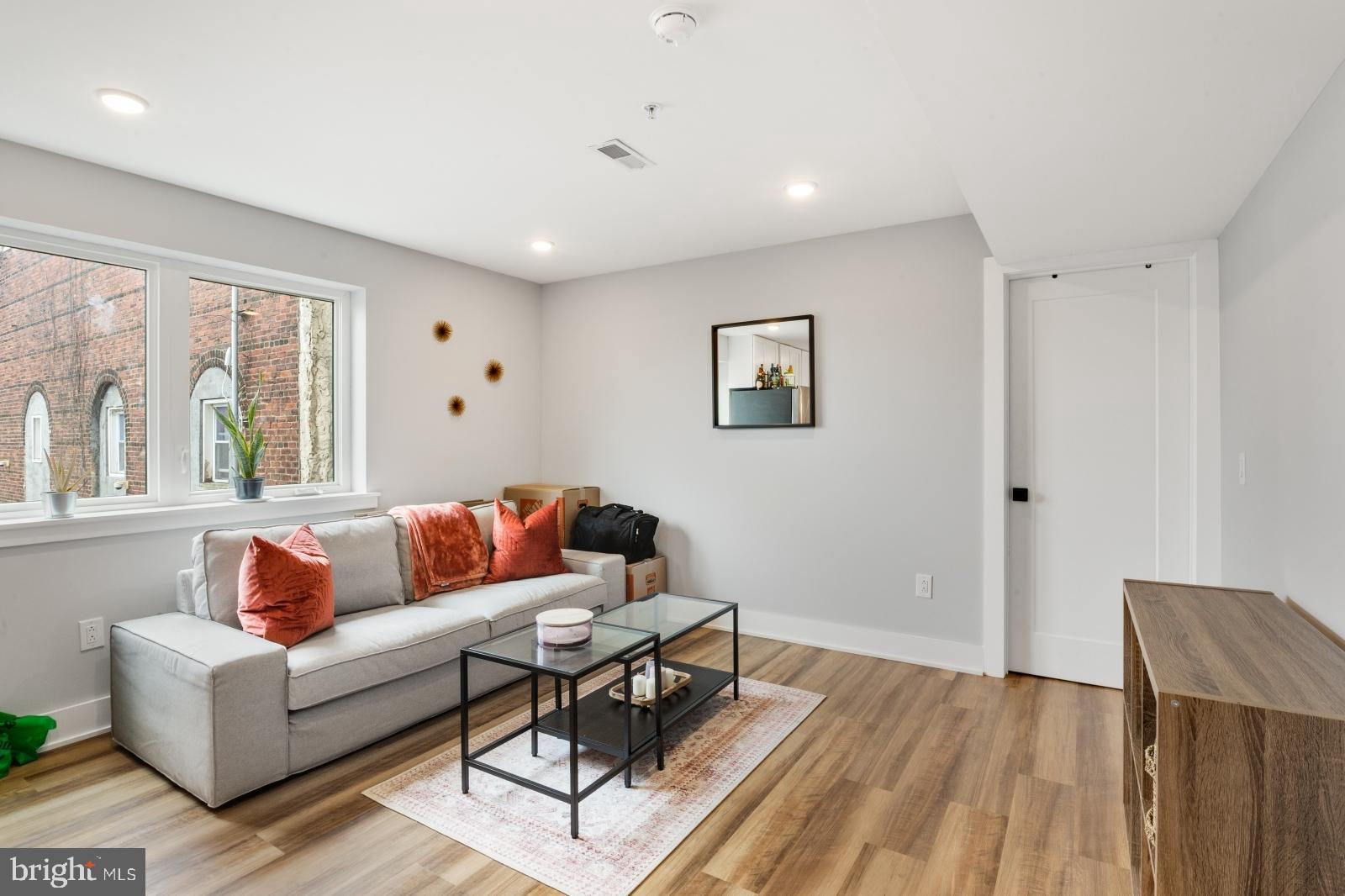 3965 LANCASTER AVENUE 204