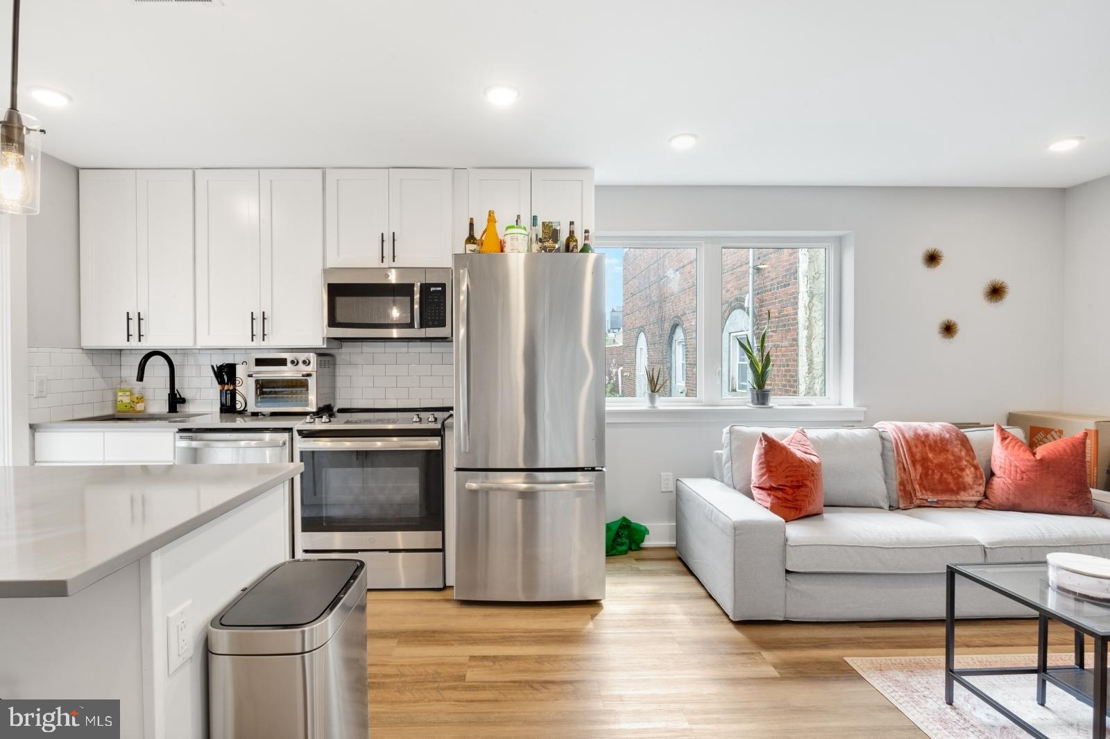 3965 LANCASTER AVENUE 204