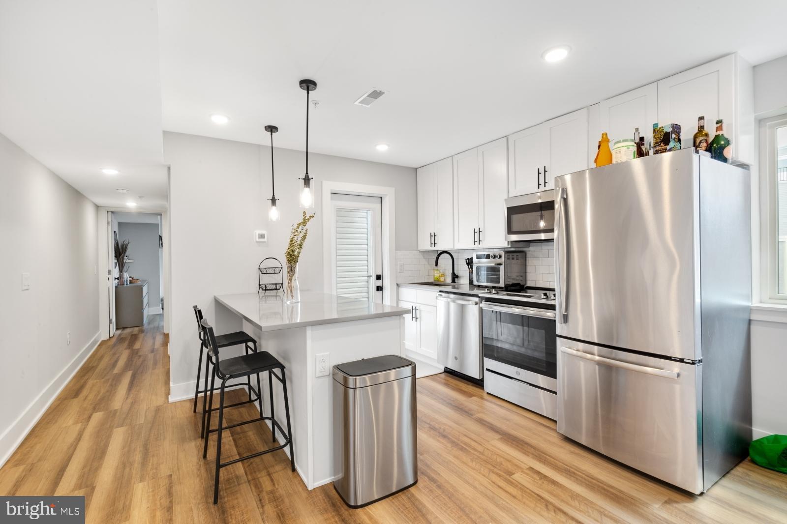 3965 LANCASTER AVENUE 204