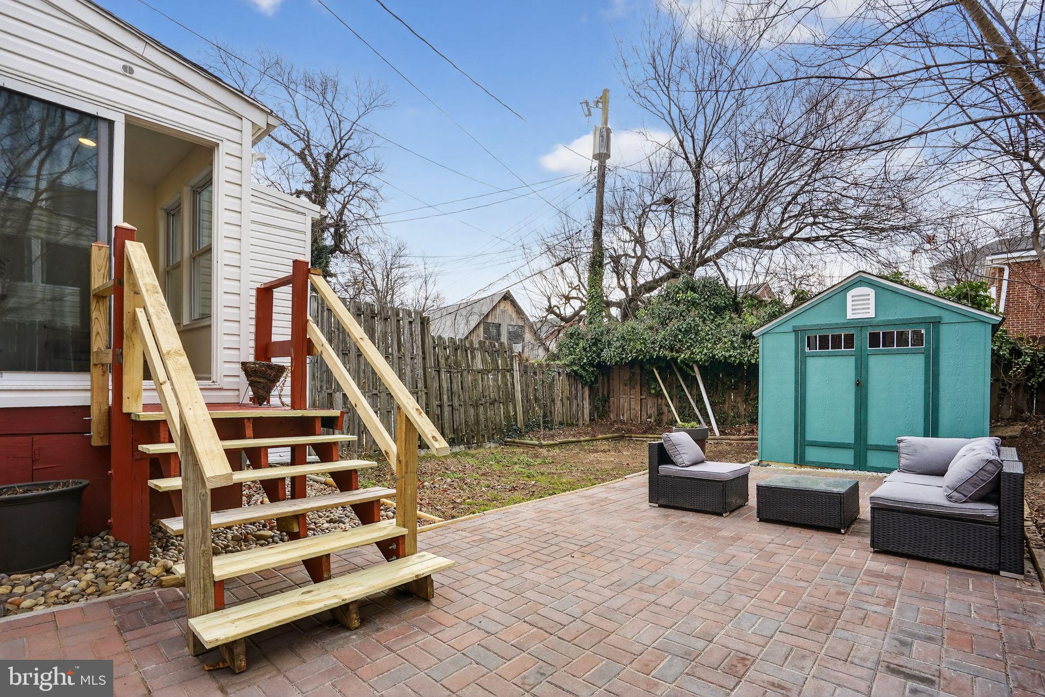 LONG BRANCH PARK - Residential