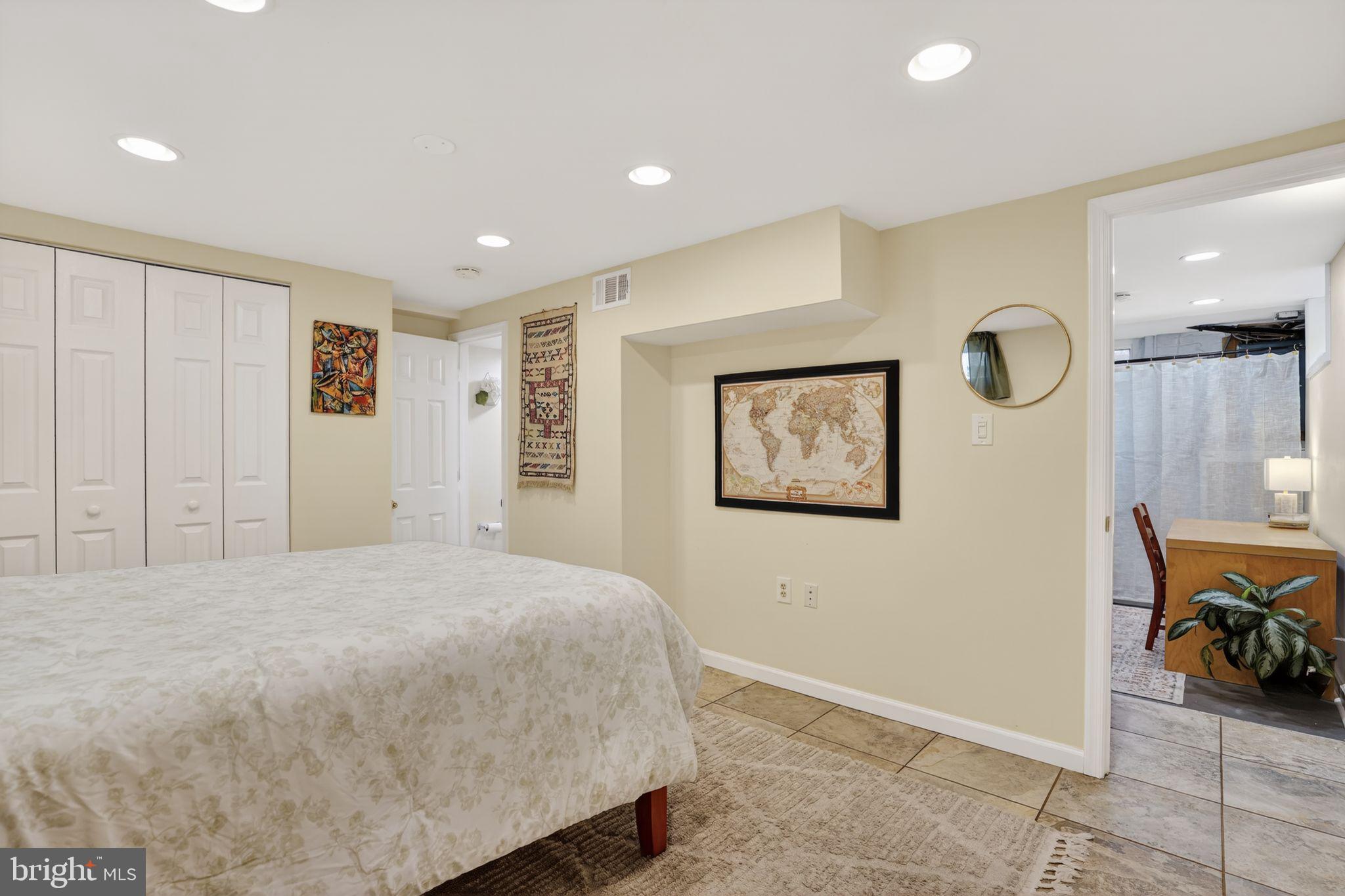 LONG BRANCH PARK - Residential