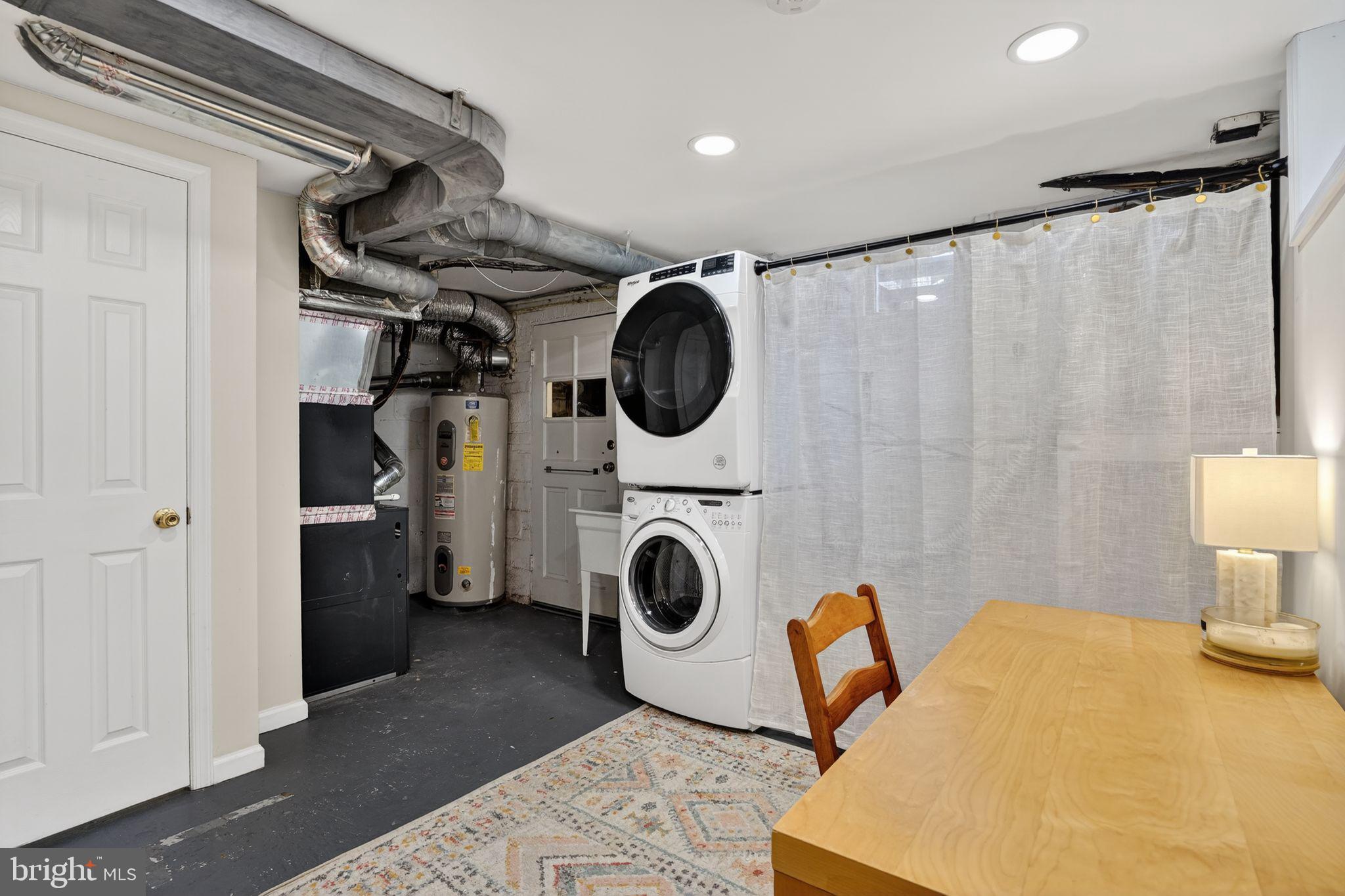 LONG BRANCH PARK - Residential