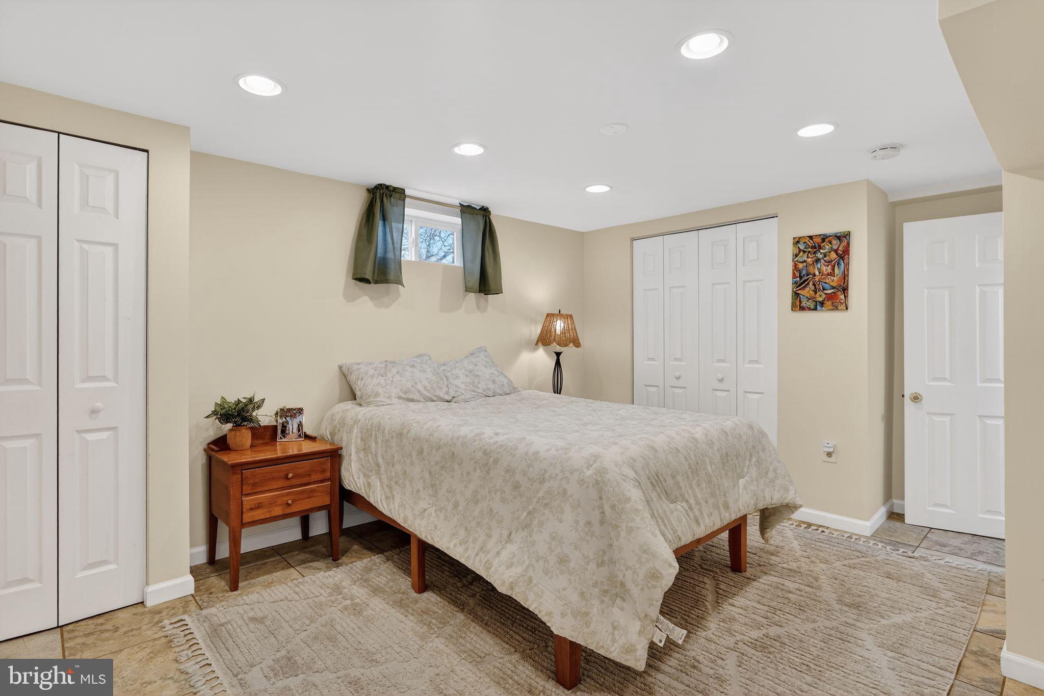 LONG BRANCH PARK - Residential