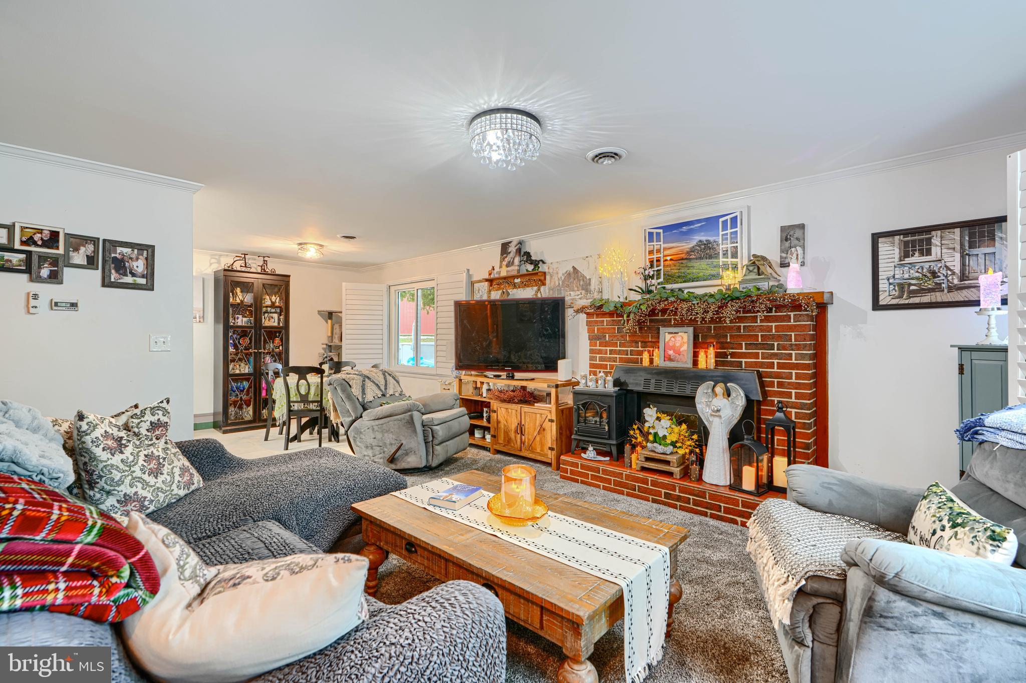 FREELAND/PARKTON - Residential