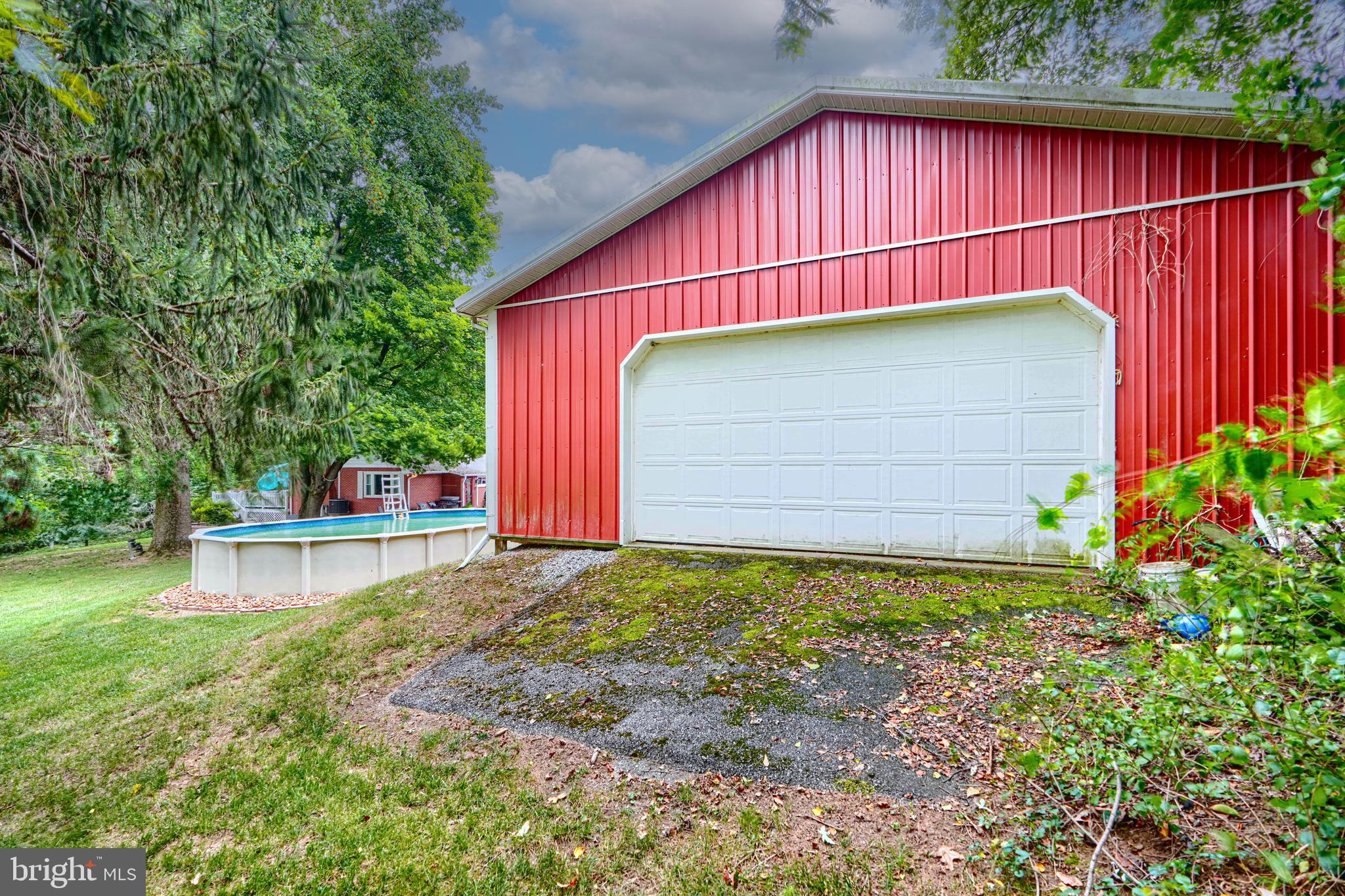 FREELAND/PARKTON - Residential