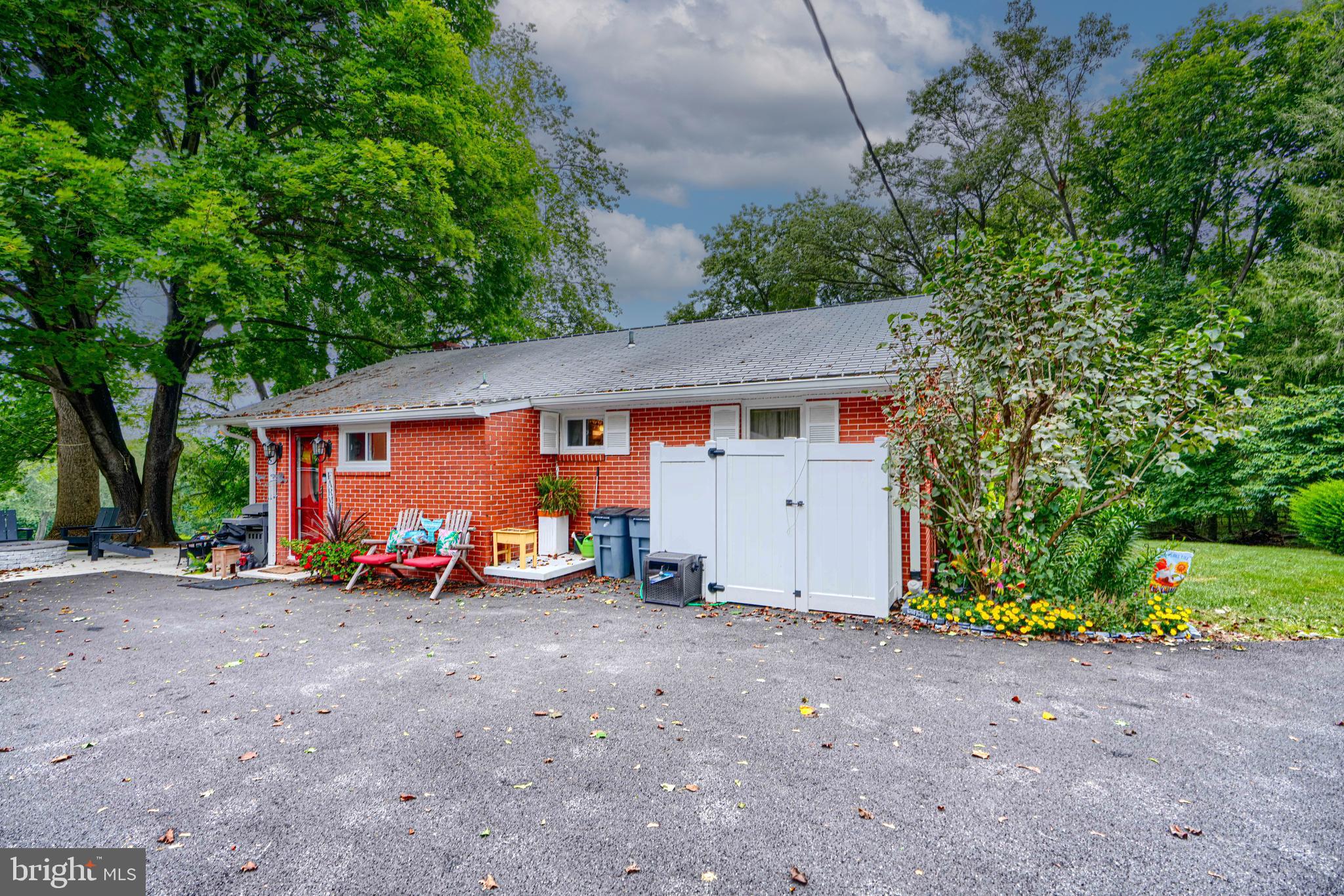 FREELAND/PARKTON - Residential