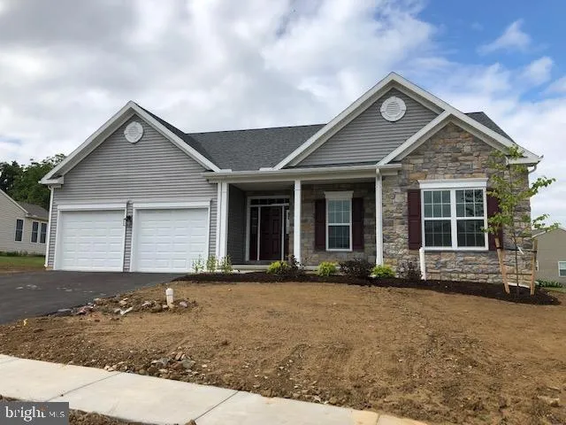 14 Exeter Lane, Lewistown, PA 17044