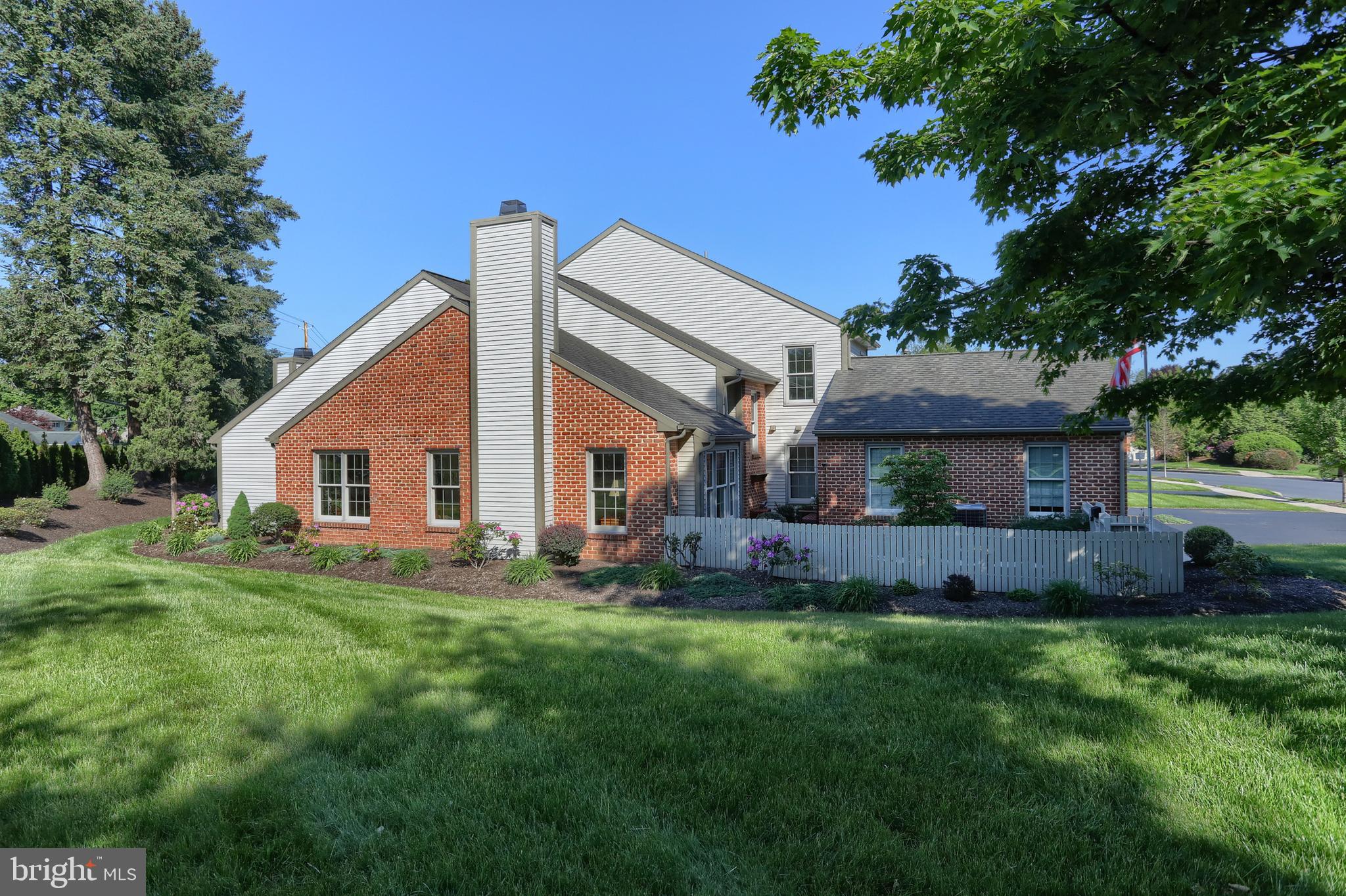 CAMBRIDGE COMMONS - Residential