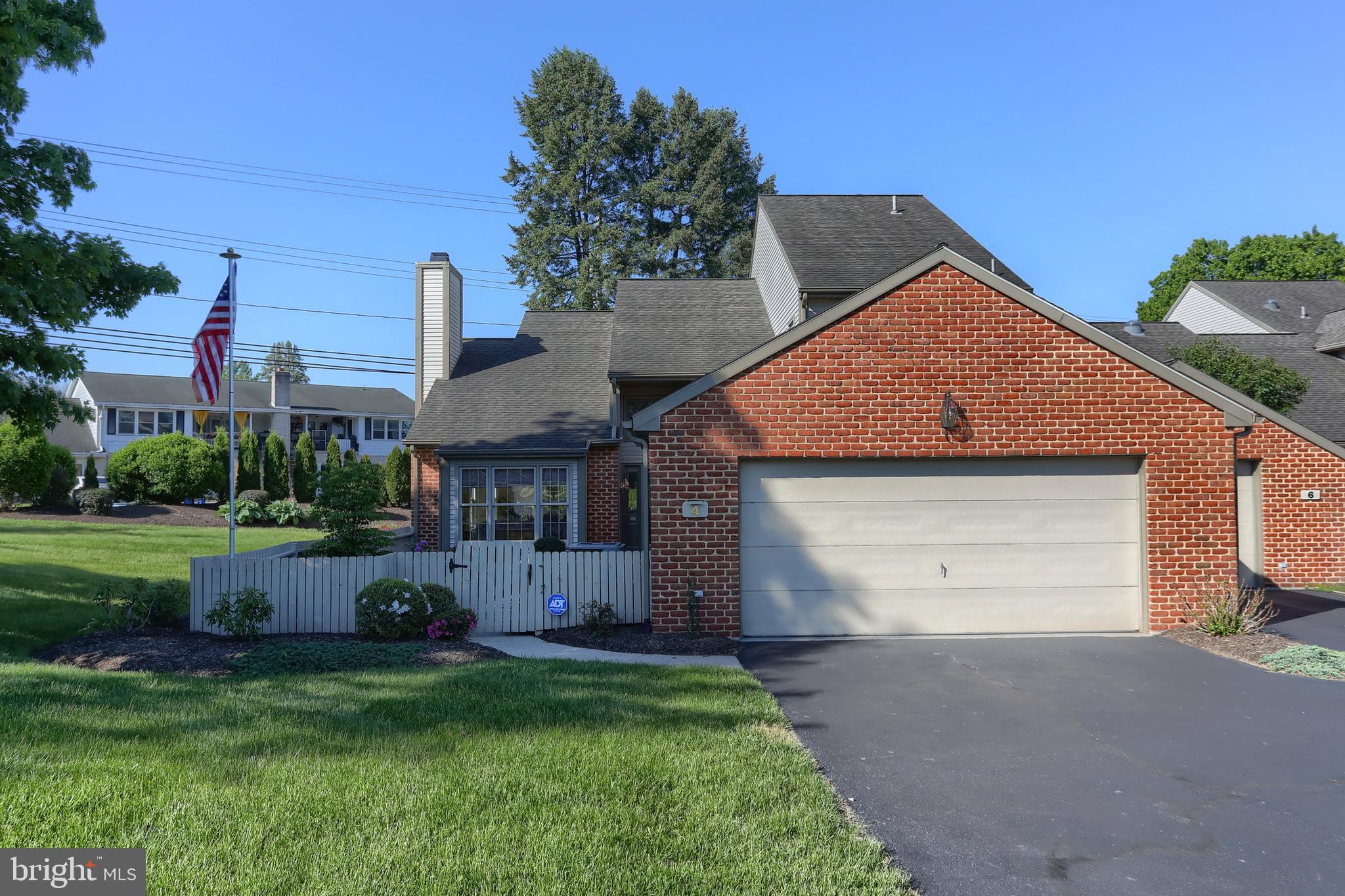 CAMBRIDGE COMMONS - Residential