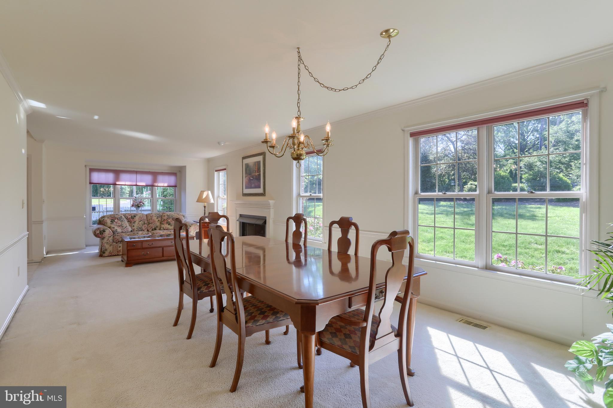 CAMBRIDGE COMMONS - Residential