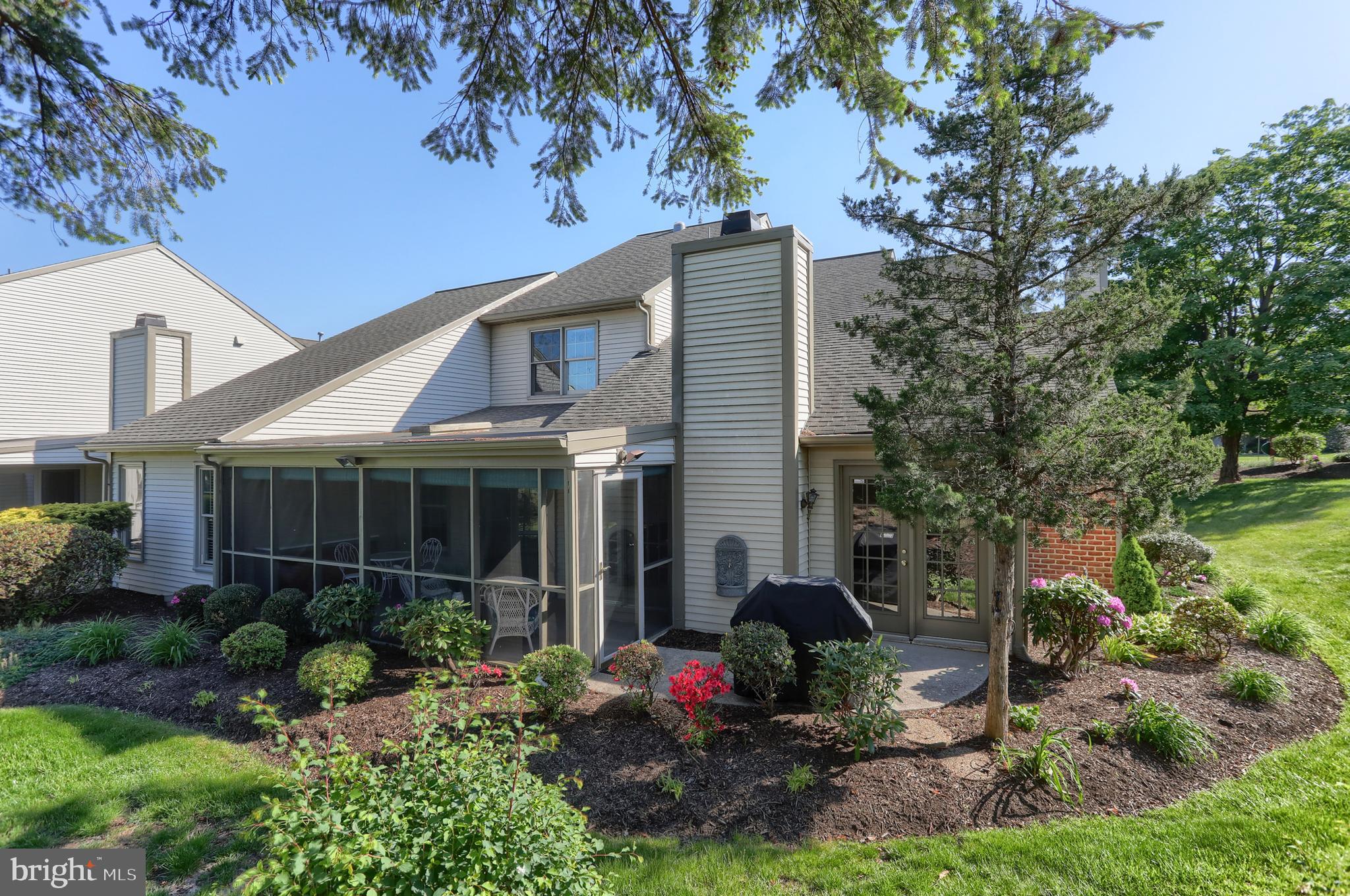 CAMBRIDGE COMMONS - Residential