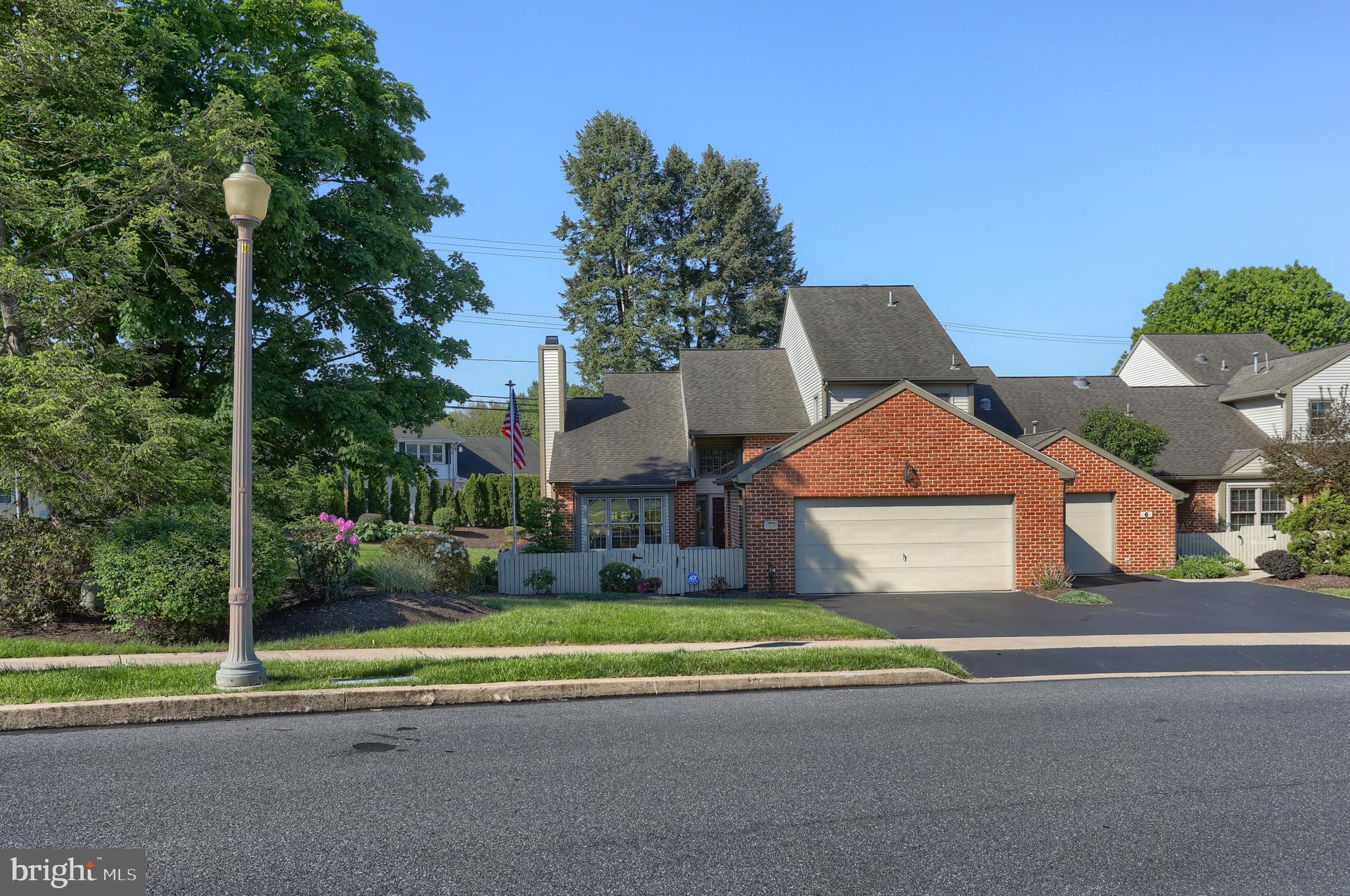 CAMBRIDGE COMMONS - Residential