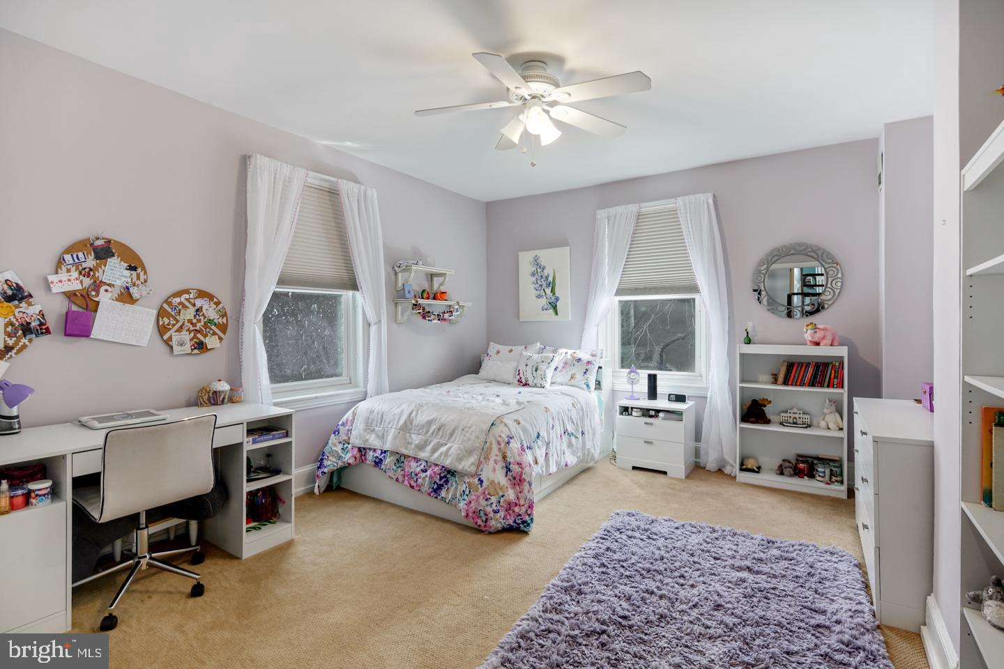 LOGAN SQUARE - Residential