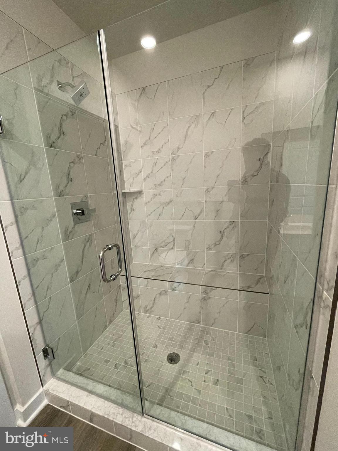 WOODLAND PARK STATION - Residential Lease