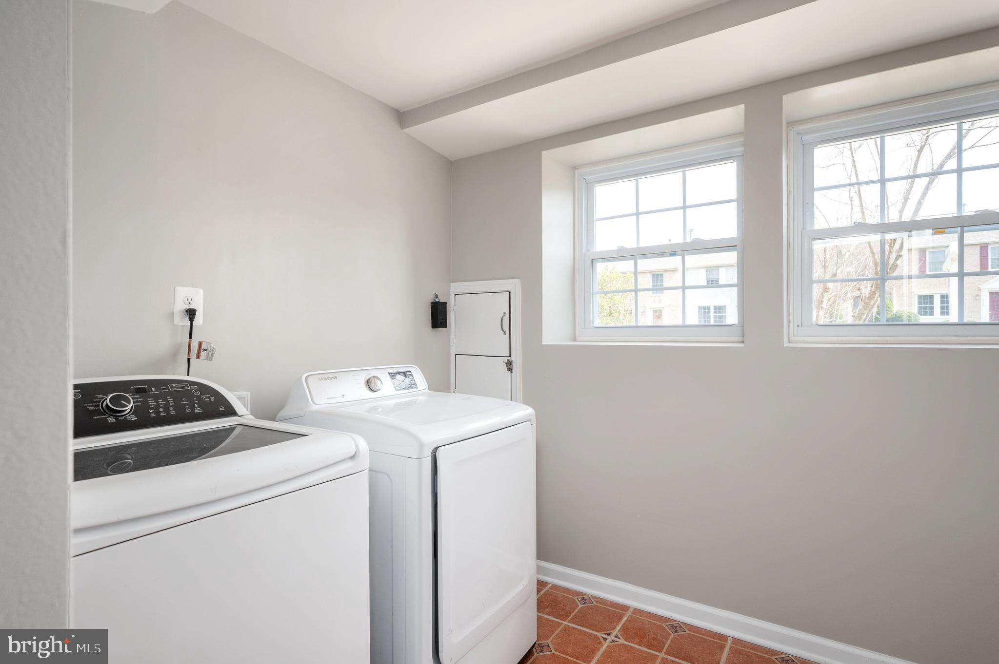 OLD BRIDGE ESTATES - Residential