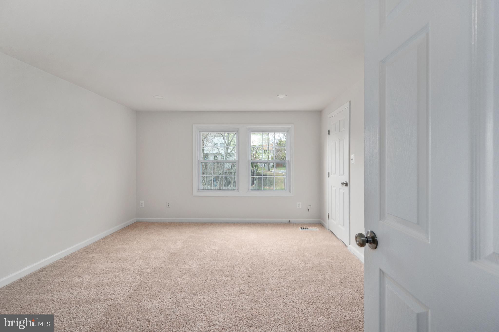 OLD BRIDGE ESTATES - Residential