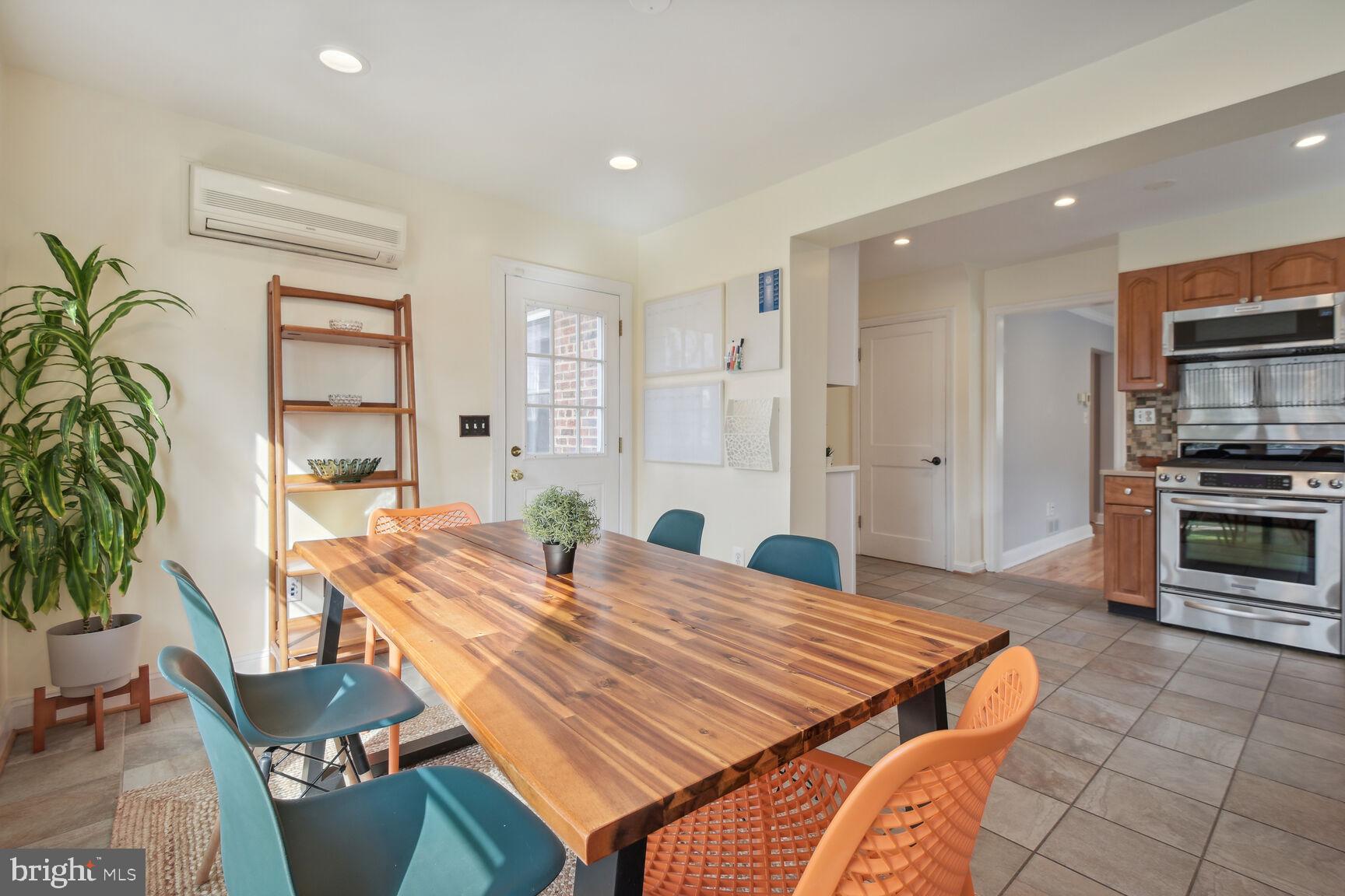 ROSEMARY HILLS - Residential