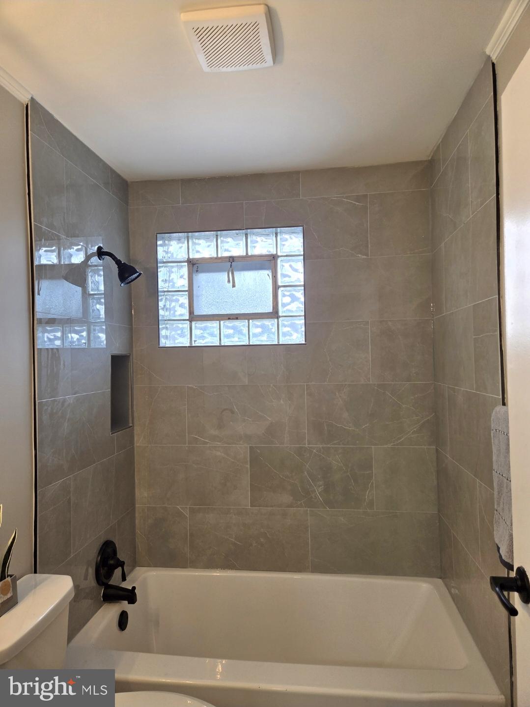 BROOKLYN - Residential