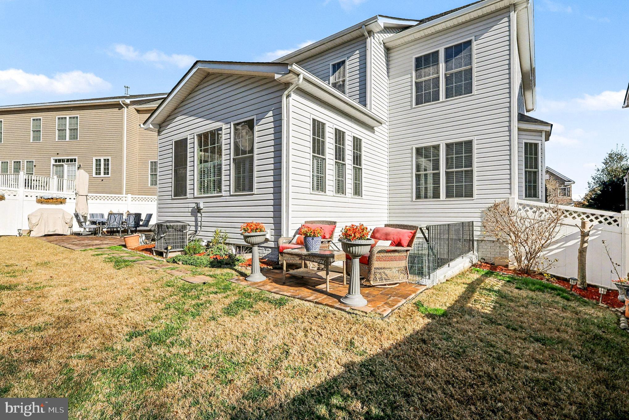 POPLAR RUN - Residential Lease