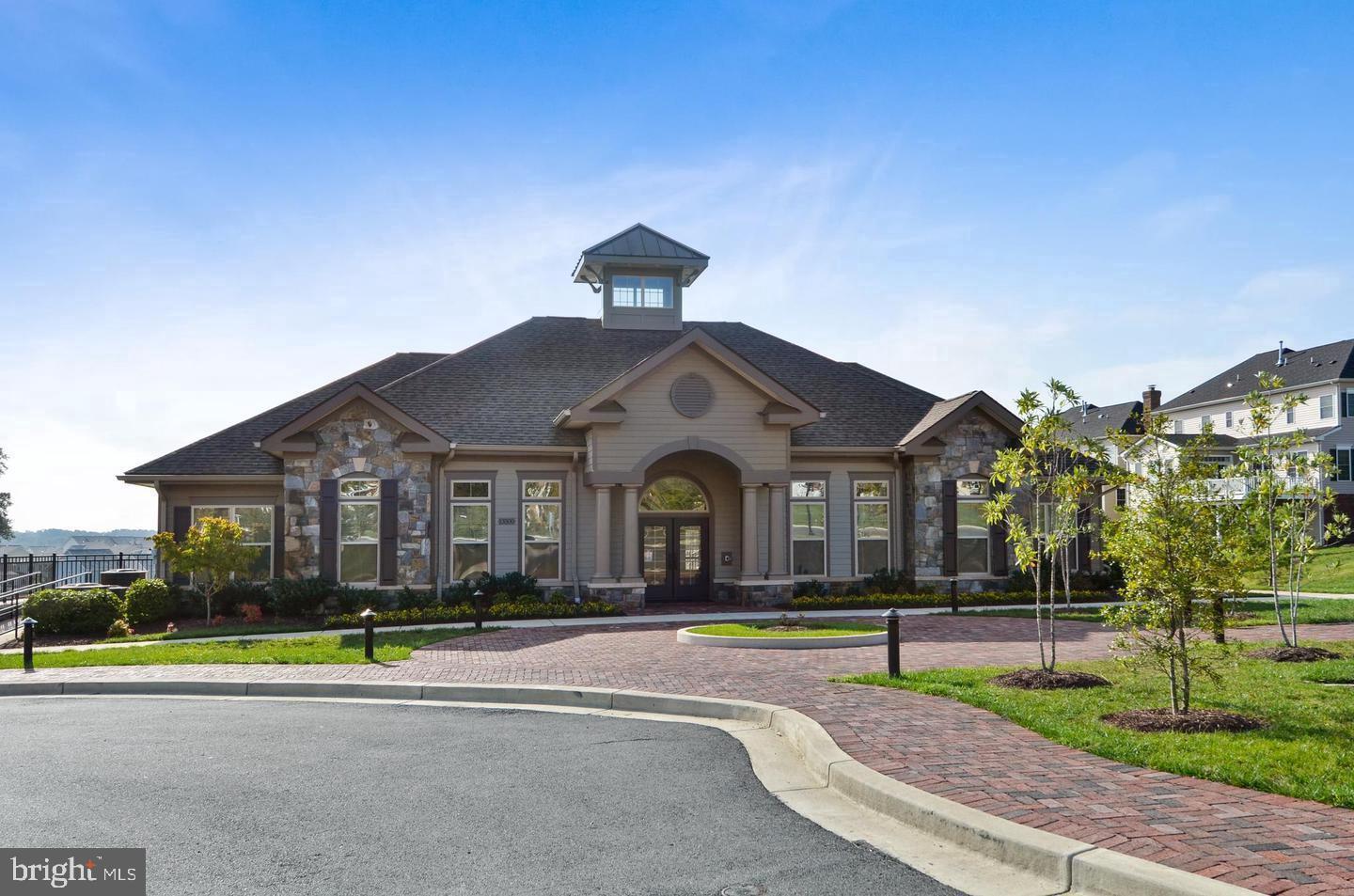 POPLAR RUN - Residential Lease