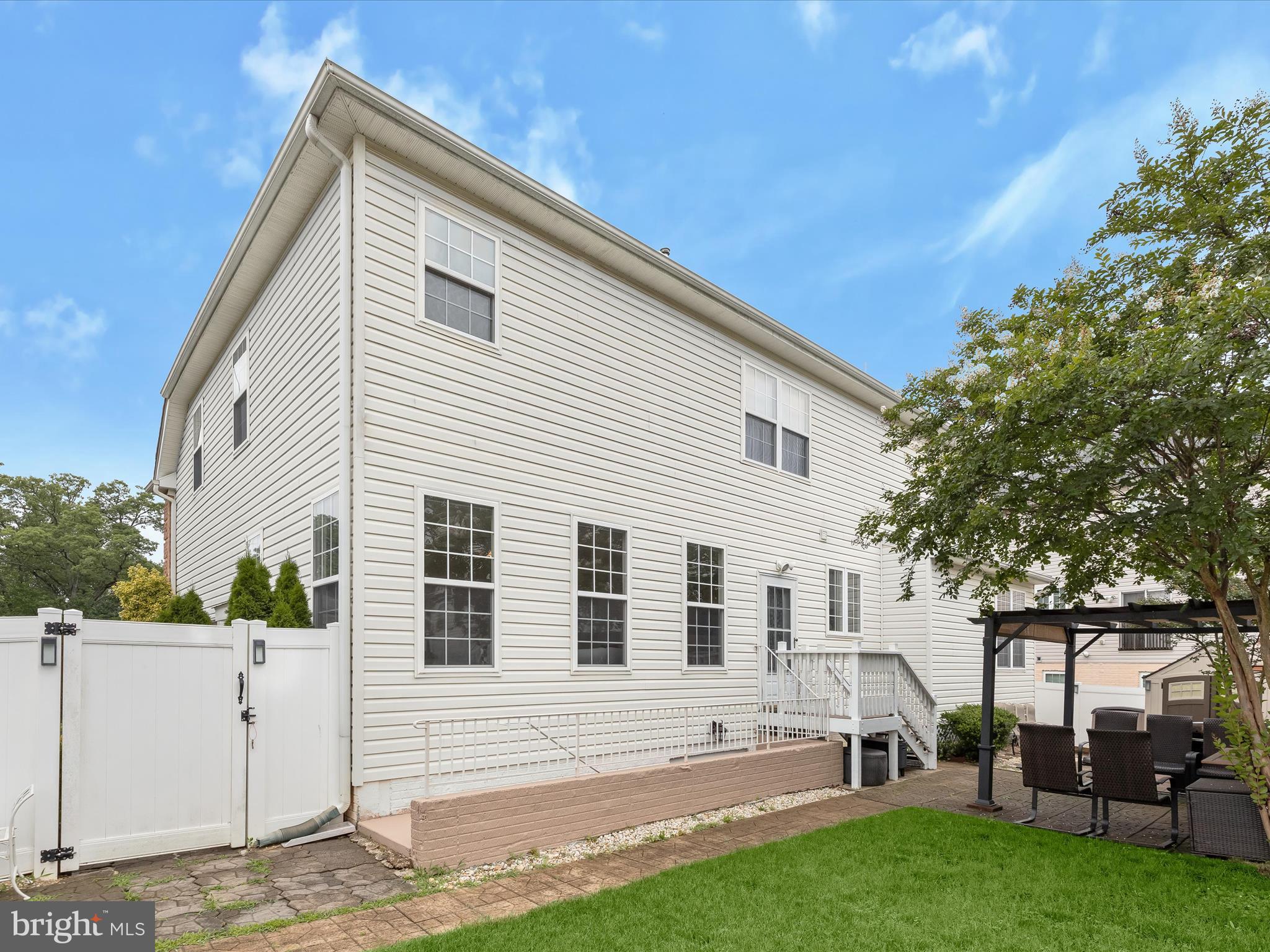 GREENSPRING - Residential