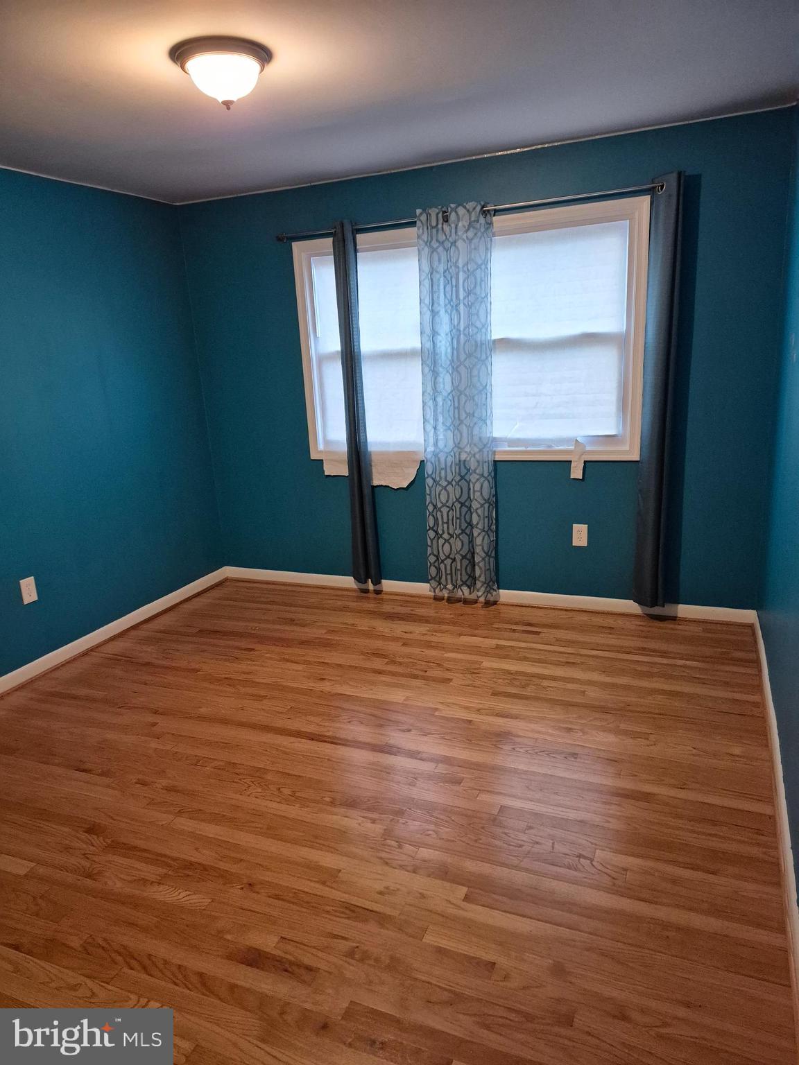 CRESTVIEW MANOR - Residential Lease