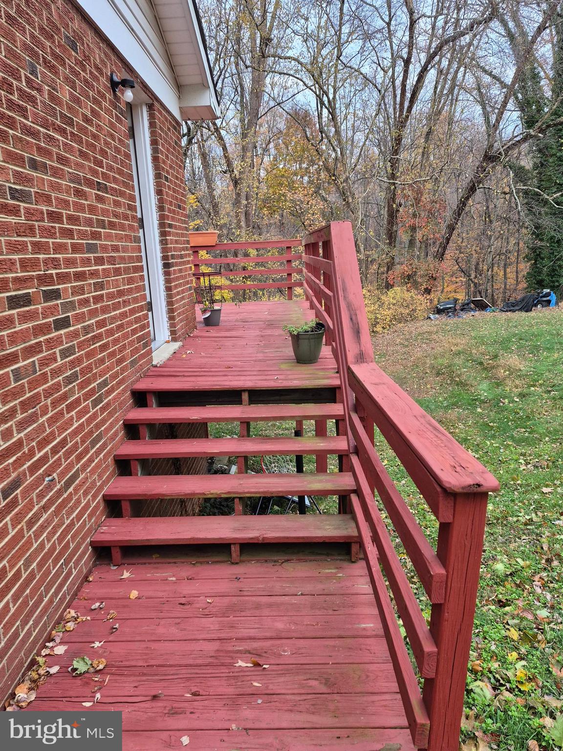 CRESTVIEW MANOR - Residential Lease