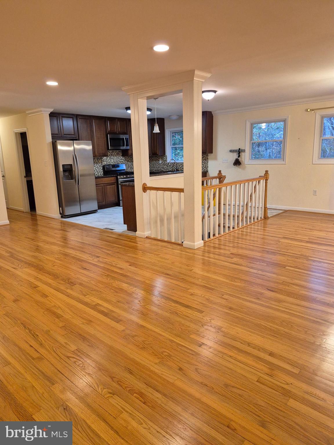 CRESTVIEW MANOR - Residential Lease